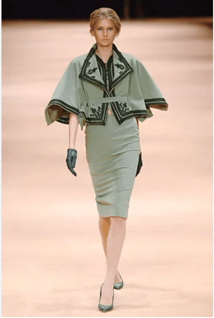 Alexander mcqueen2005AW・2006AWコレクション解説「知りすぎた