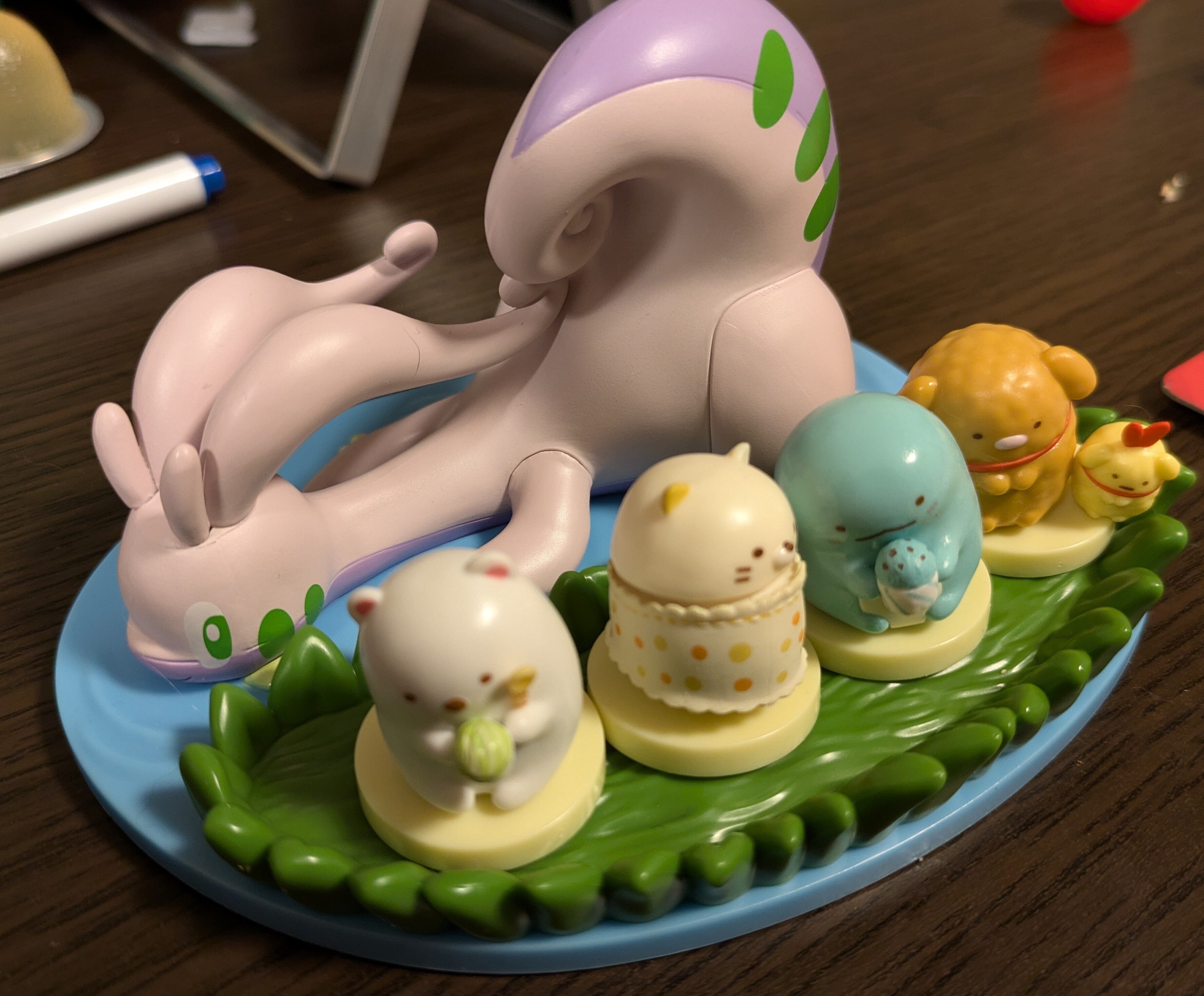 ポケモンセンターに行きました✨｜よこたわ凛