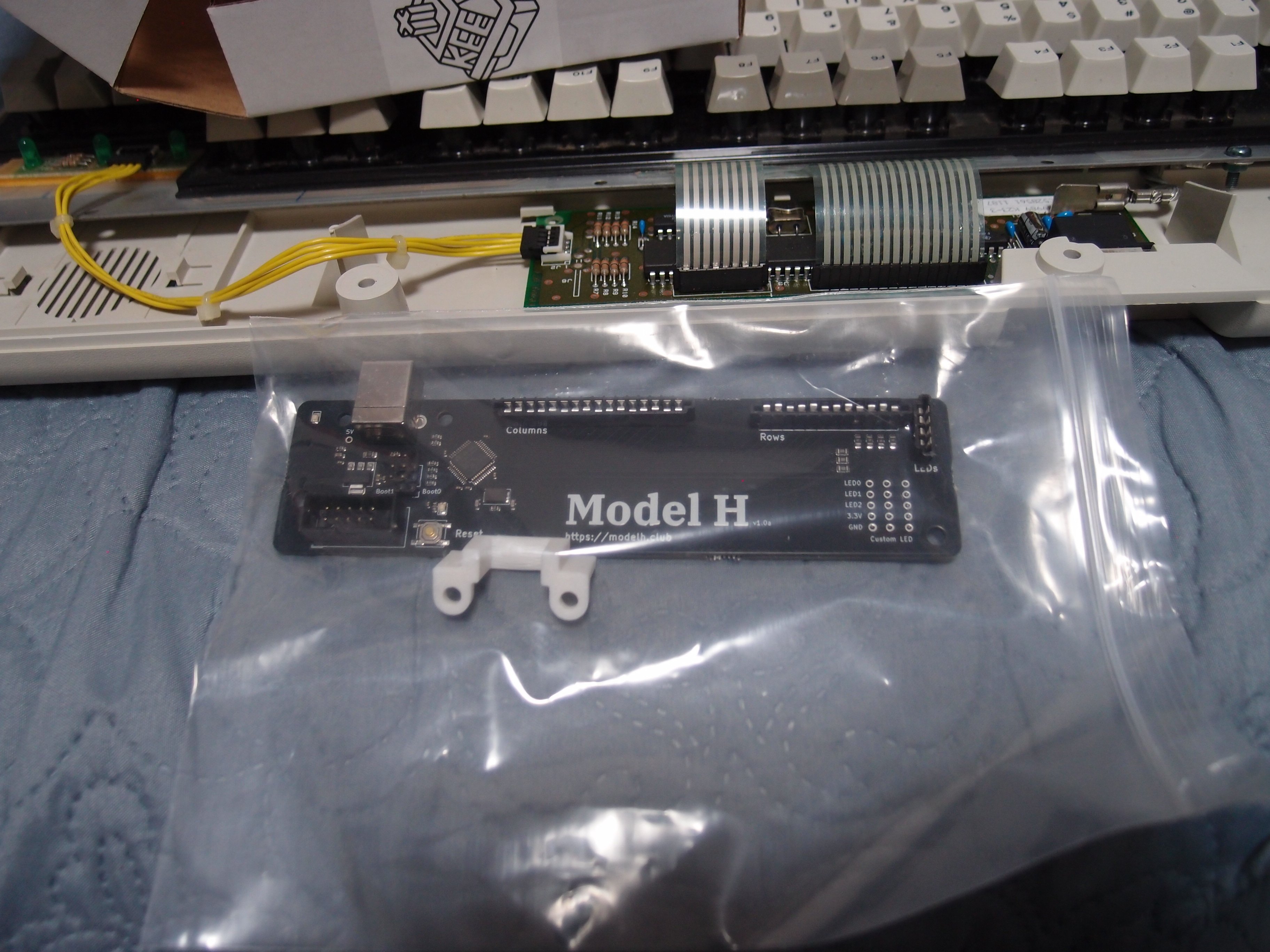 IBM 1931401 の SDL Connector が壊れたので、人柱をやってみた IBM 1931401 の SDL Connector が壊れたので、人柱をやってみた