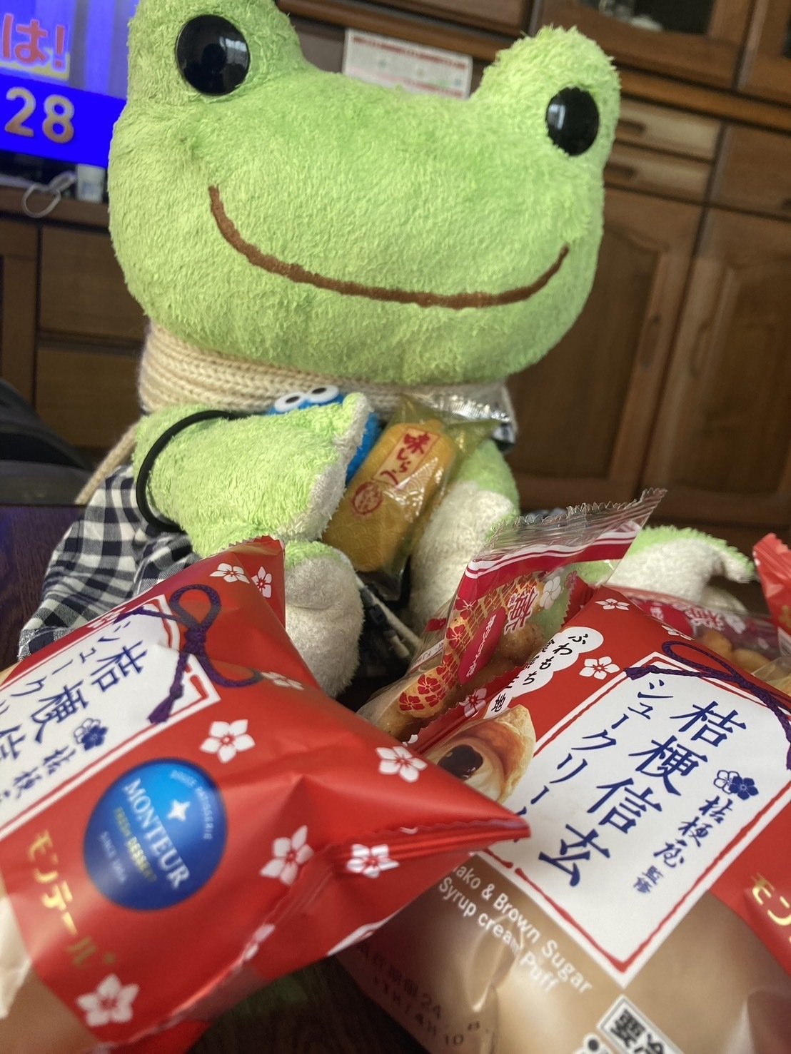 丹生明里 かえるのピクルス ぬいぐるみ 最終値下げ かえるのピクルス pickles home