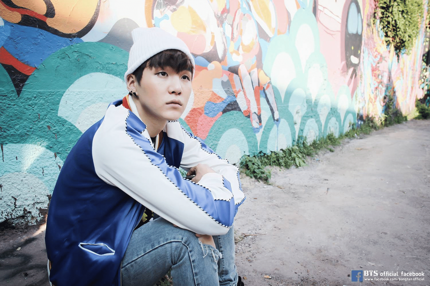 BTS  NOW2 写真集 YESASIA: BTS Photobook 'Now 2' in Europe & America (Photobook +