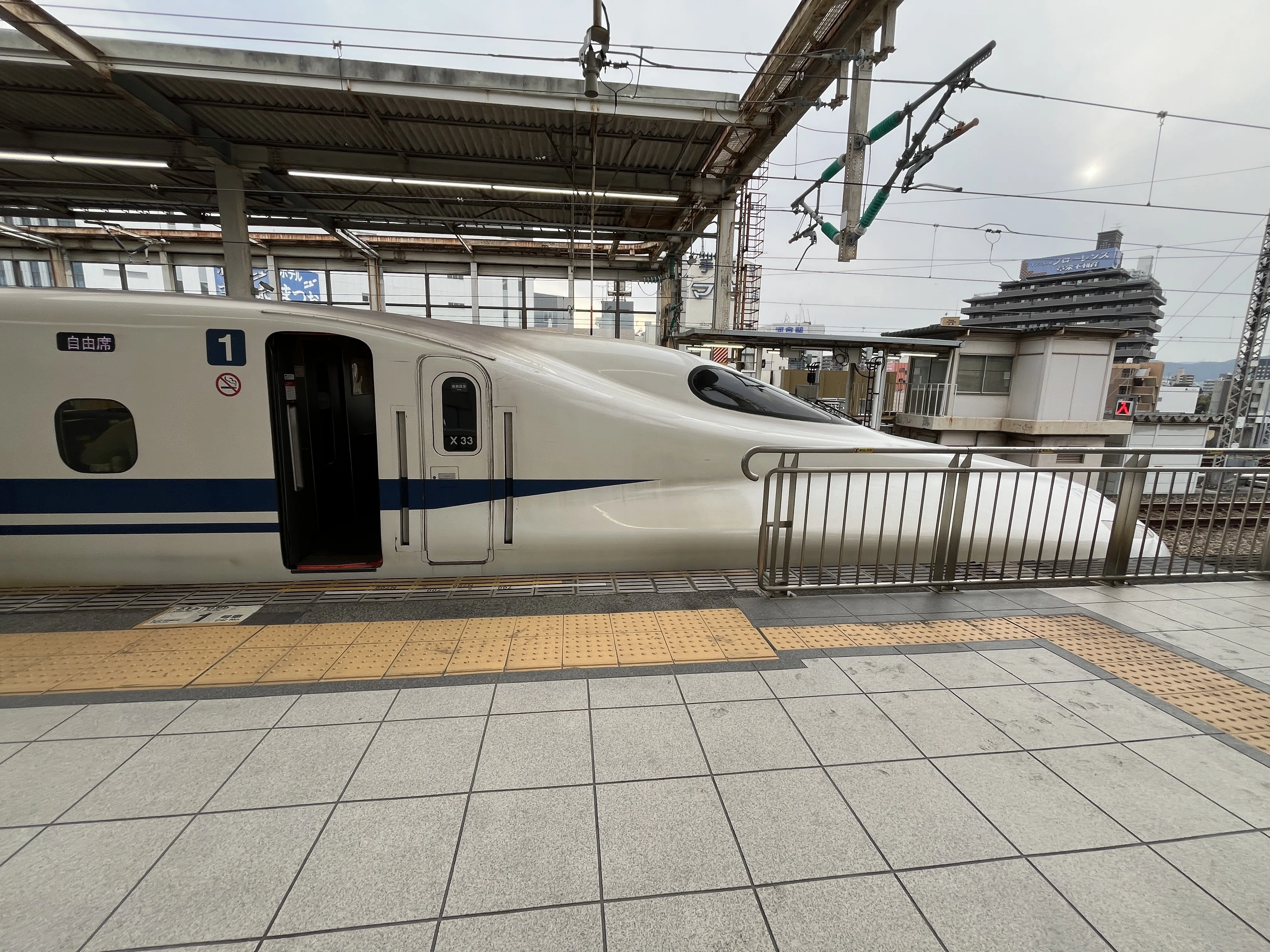 新幹線ネタ】岡山→新大阪で自由席に座るノウハウ｜ひろよし