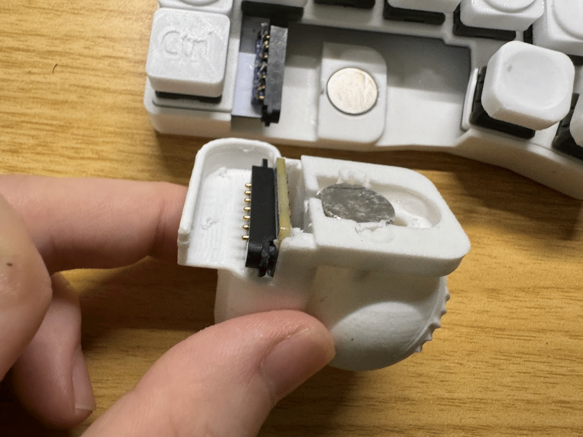 トラックボールを取り外せるトラボ付きキーボード｜Naoki |電電猫猫