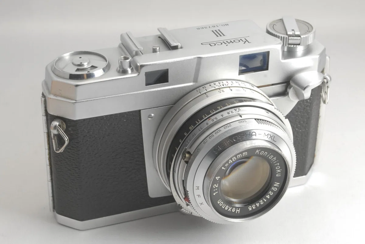 コニカ IIIの分解｜フィルムカメラ修理のアクアカメラ