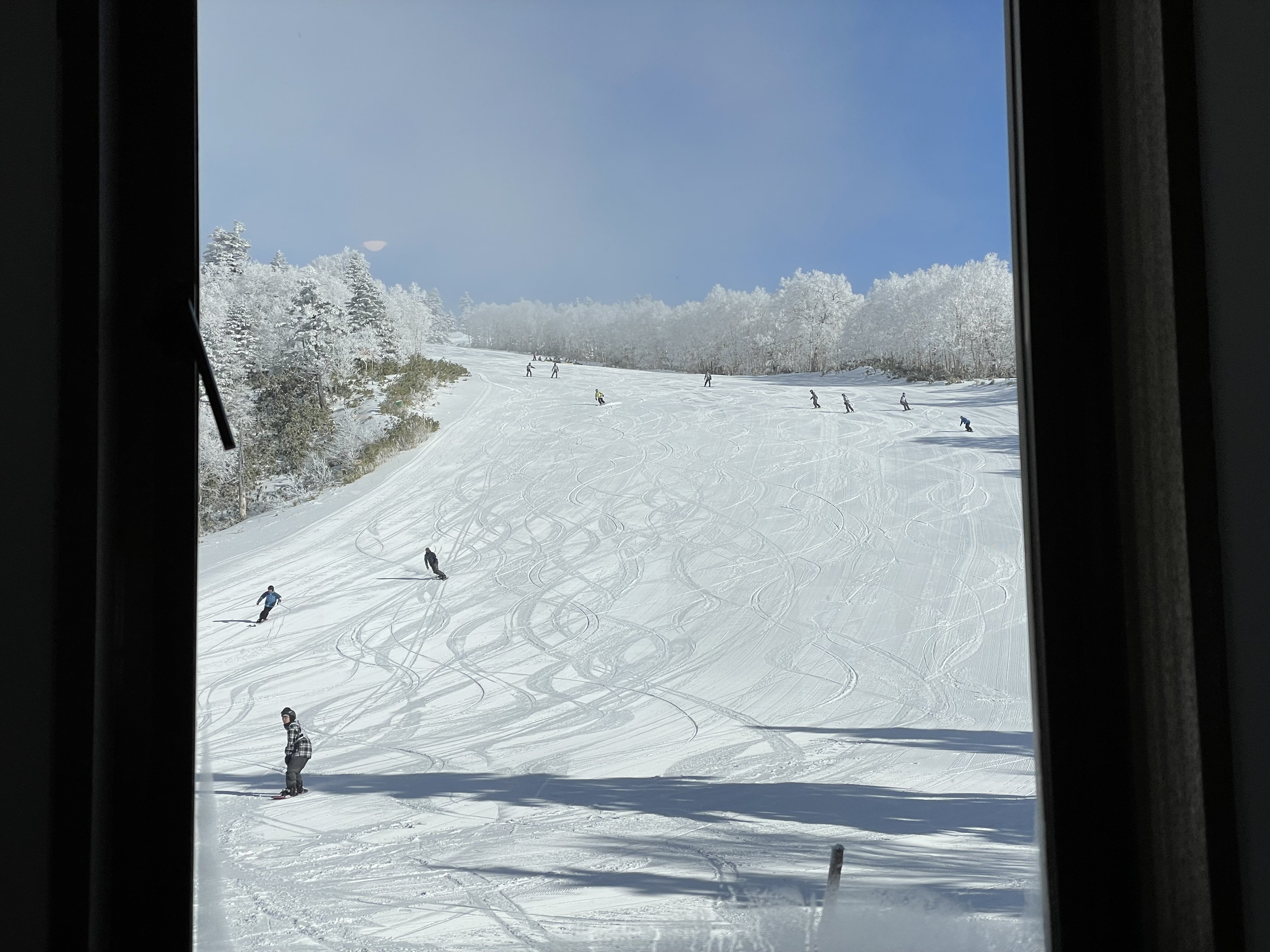 万座温泉スキー場の24〜25シーズンはリフト一本のみだって