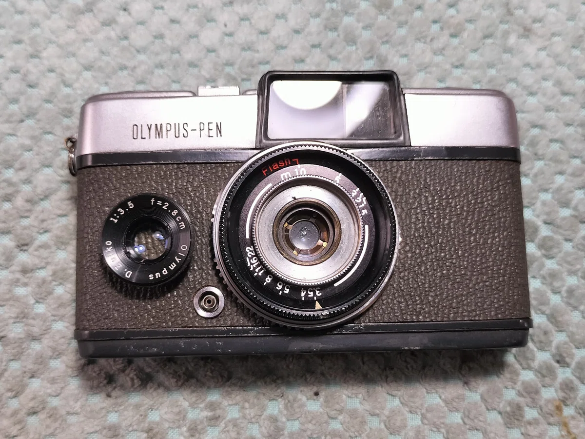 Olympus Pen 初代 三光ペンの分解｜フィルムカメラ修理のアクアカメラ