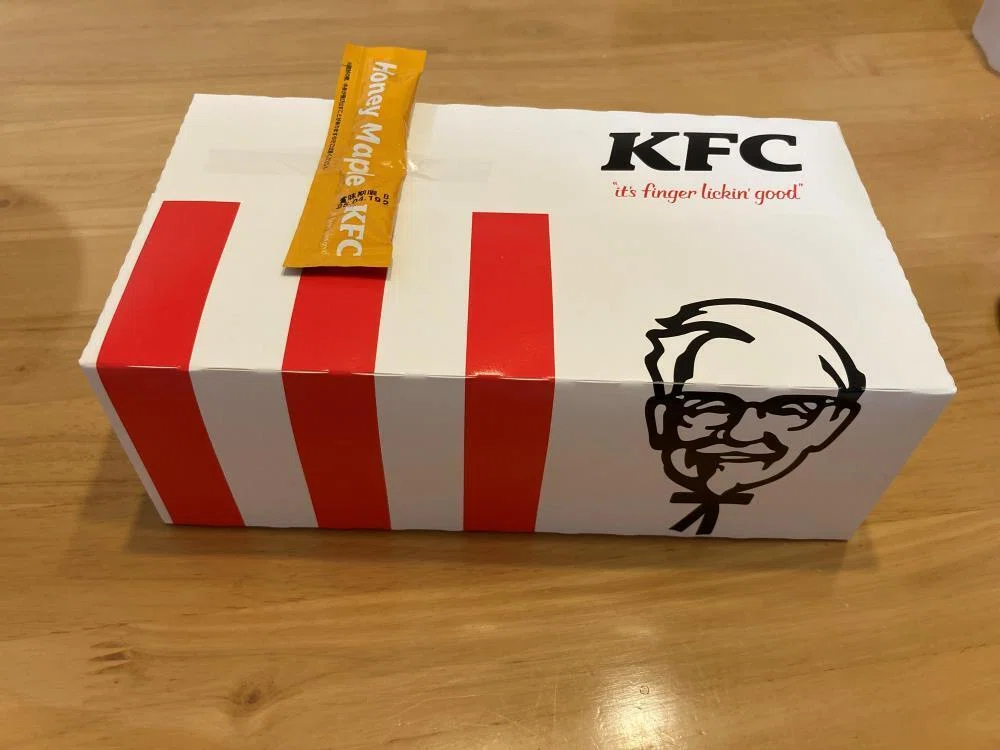 KFCの箱ファン感謝祭パック