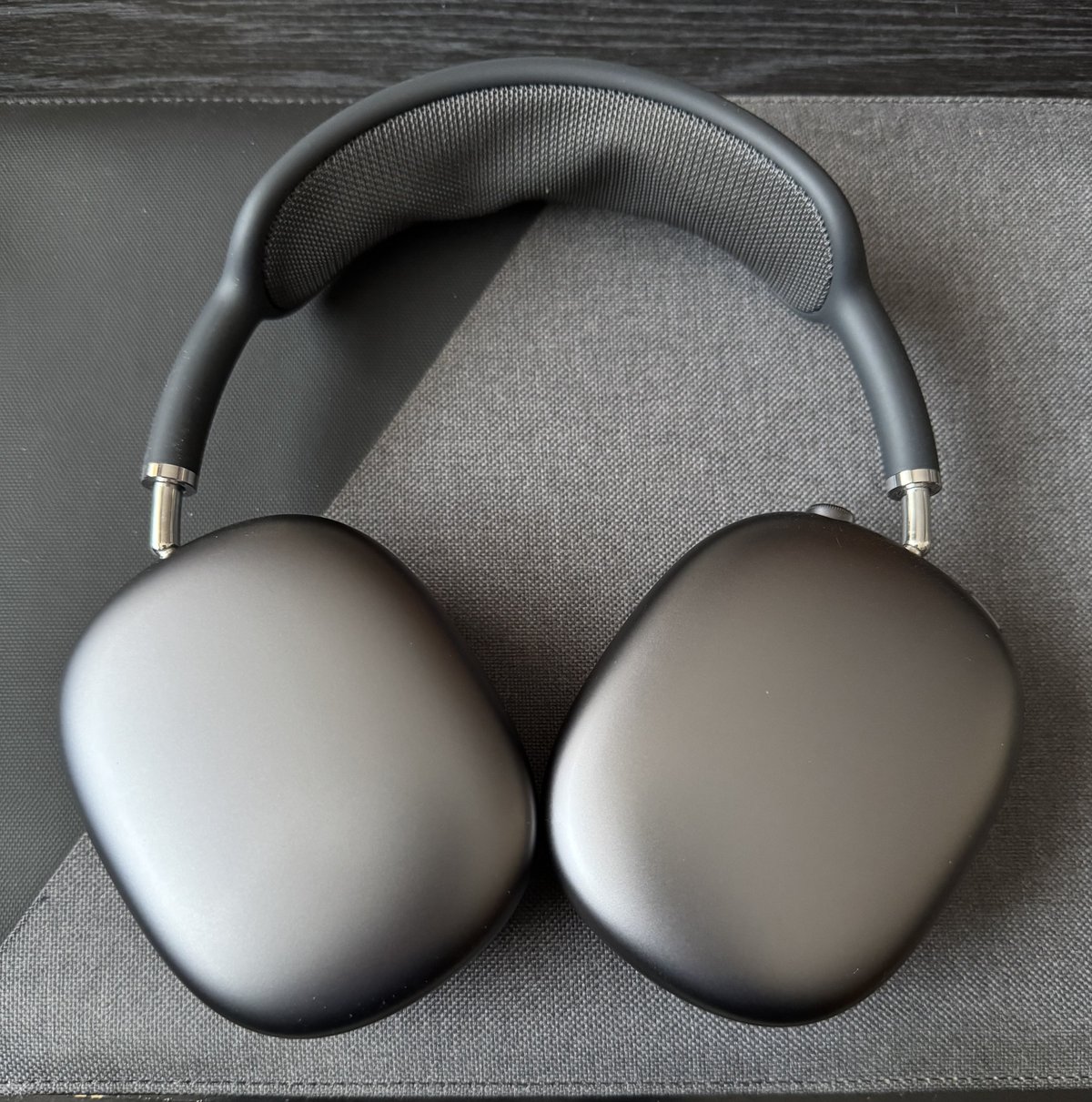 APPLE 凹まし 【AirPods 】Max スペースグレイ ほぼ未使用 限定保証あり 