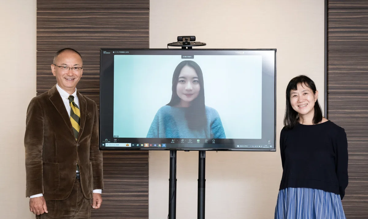 左より新谷さん、山邊さん、角田さん