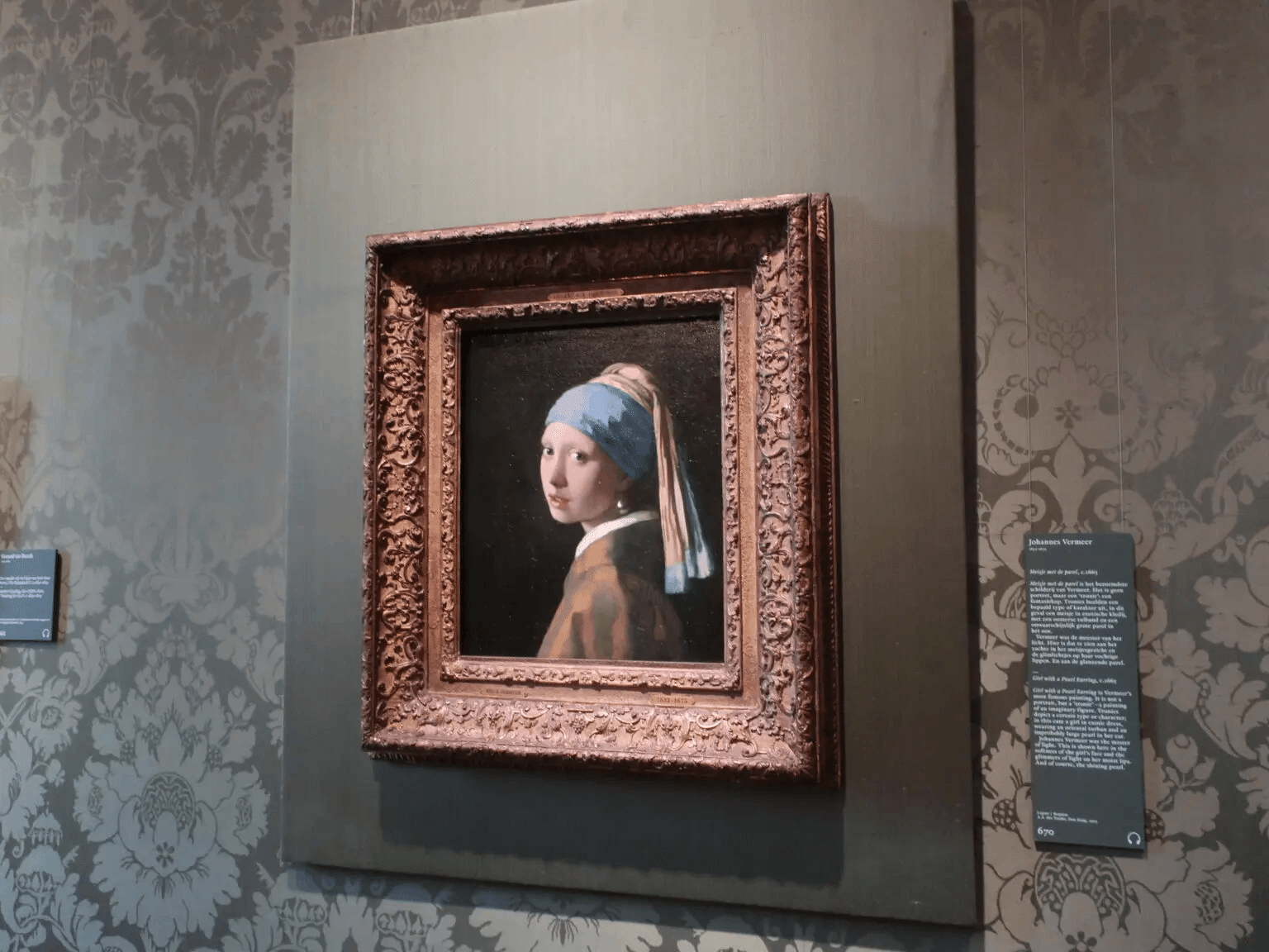 フェルメール『真珠の耳飾りの少女』はなぜ魅力的なのか。その秘密を フェルメール『真珠の耳飾りの少女』はなぜ魅力的なのか。その秘密を