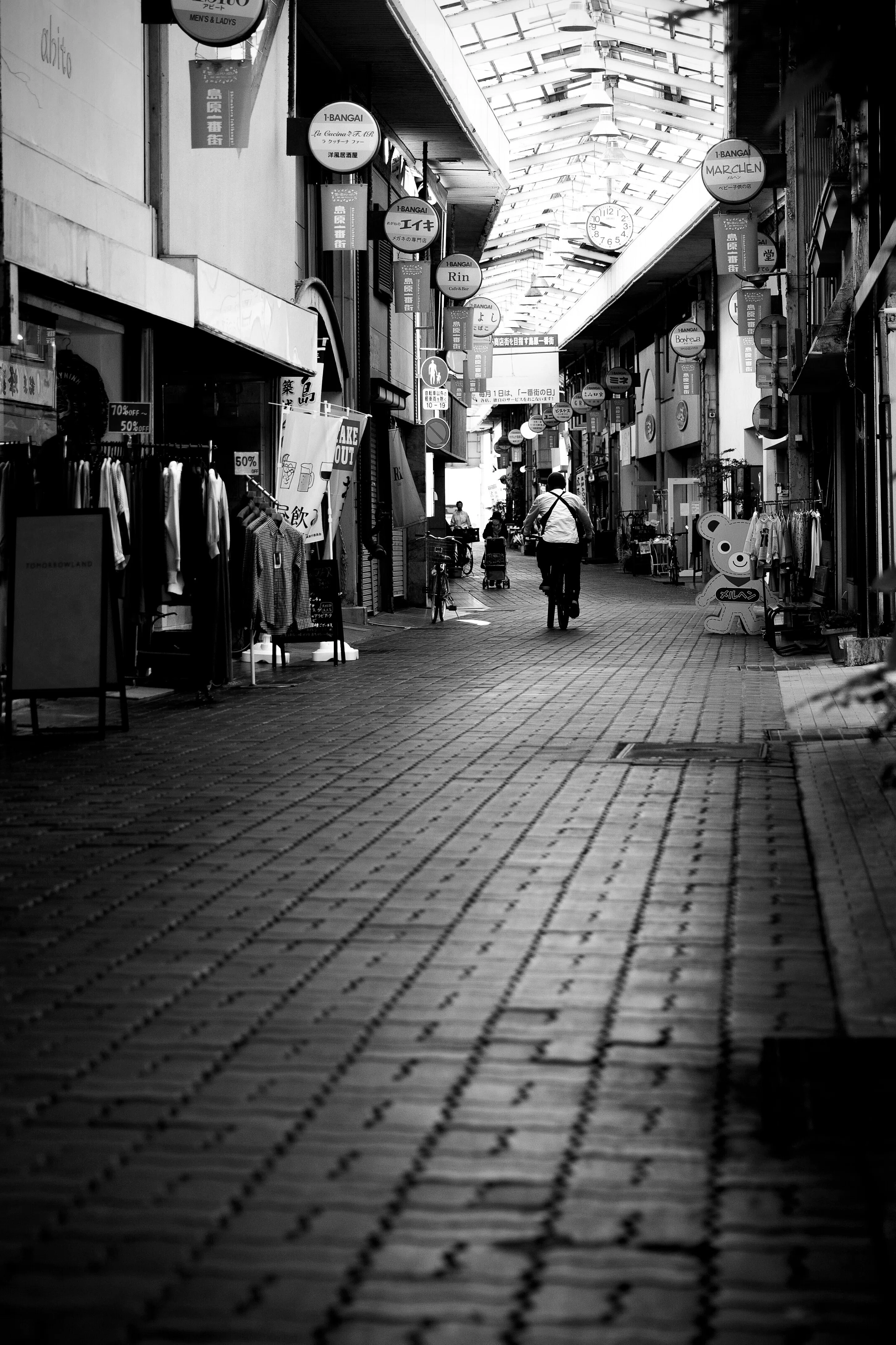 モノクロにしてもお上品な感じになる。｜四月卯月