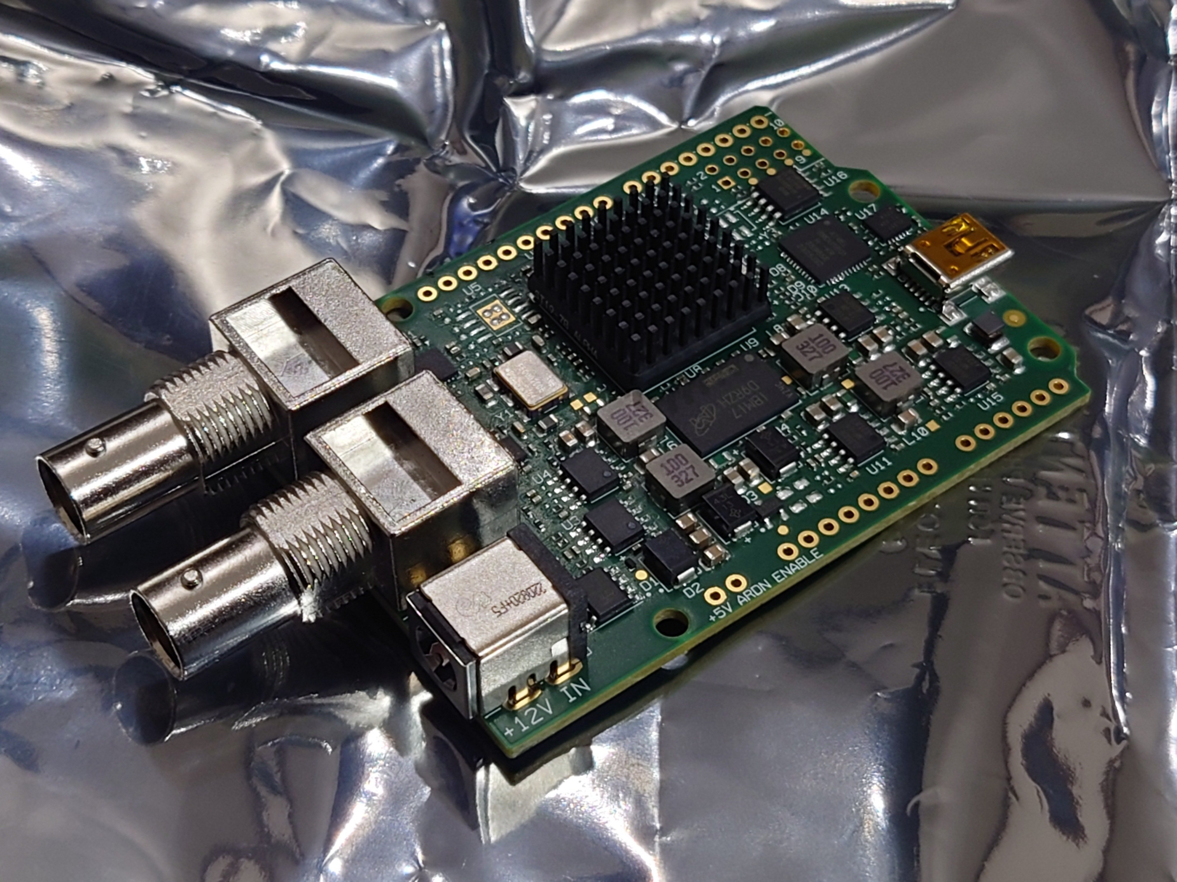 超貴重 Blackmagic 3G-SDI Arduino Shield 本体 Introducing Blackmagic 3G-SDI Shield for Arduino - German - YouTube