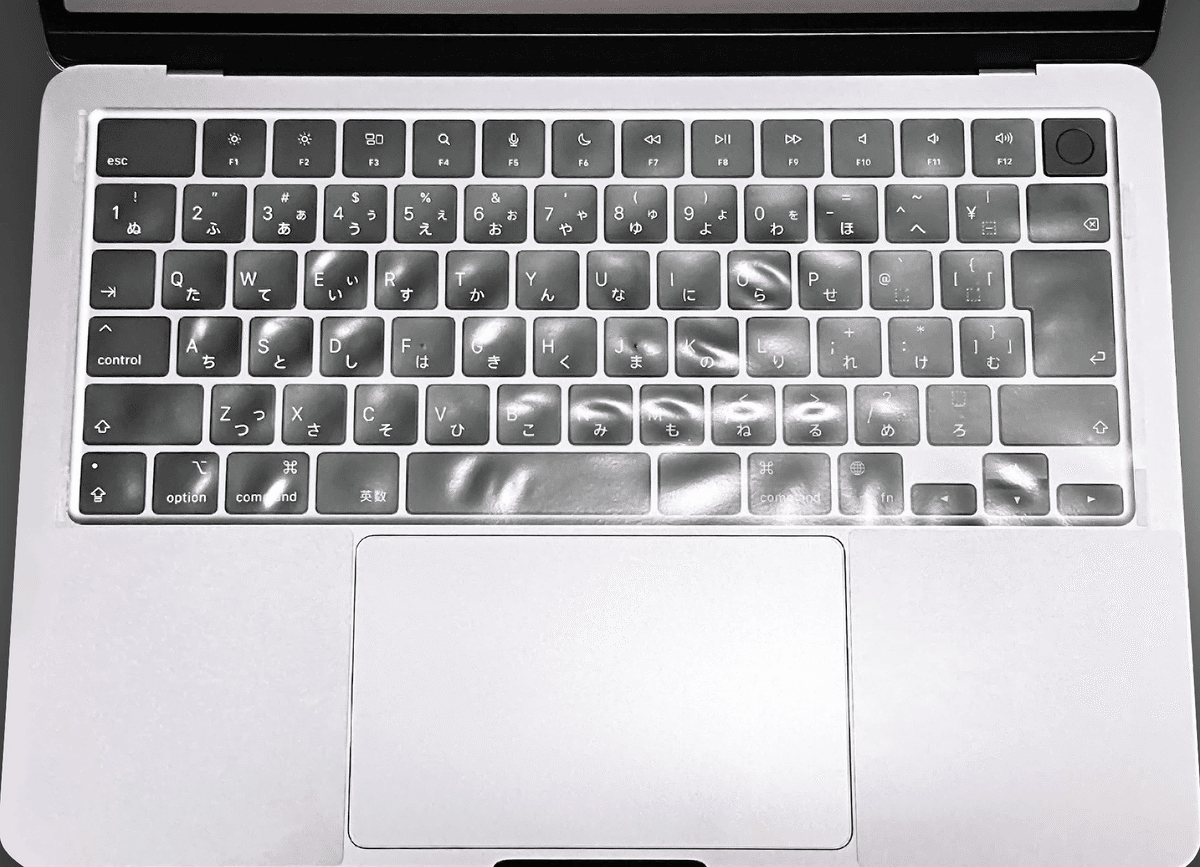 クラムシェル運用MacBook Air M3で使用中の「キーボード」「マウス