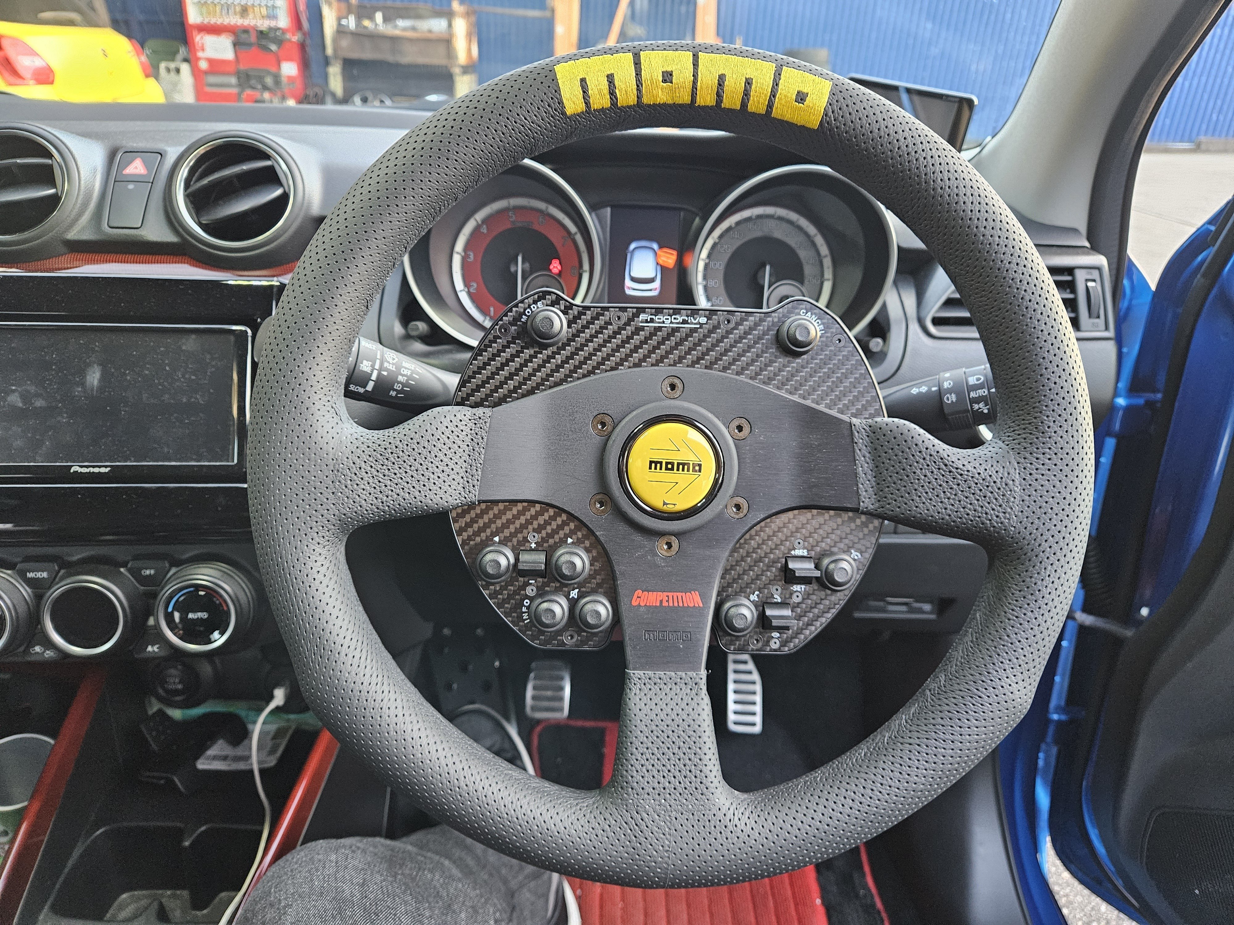 廃盤品】BBS ステアリング 老舗と呼ばれるメーカーでも、今提供する