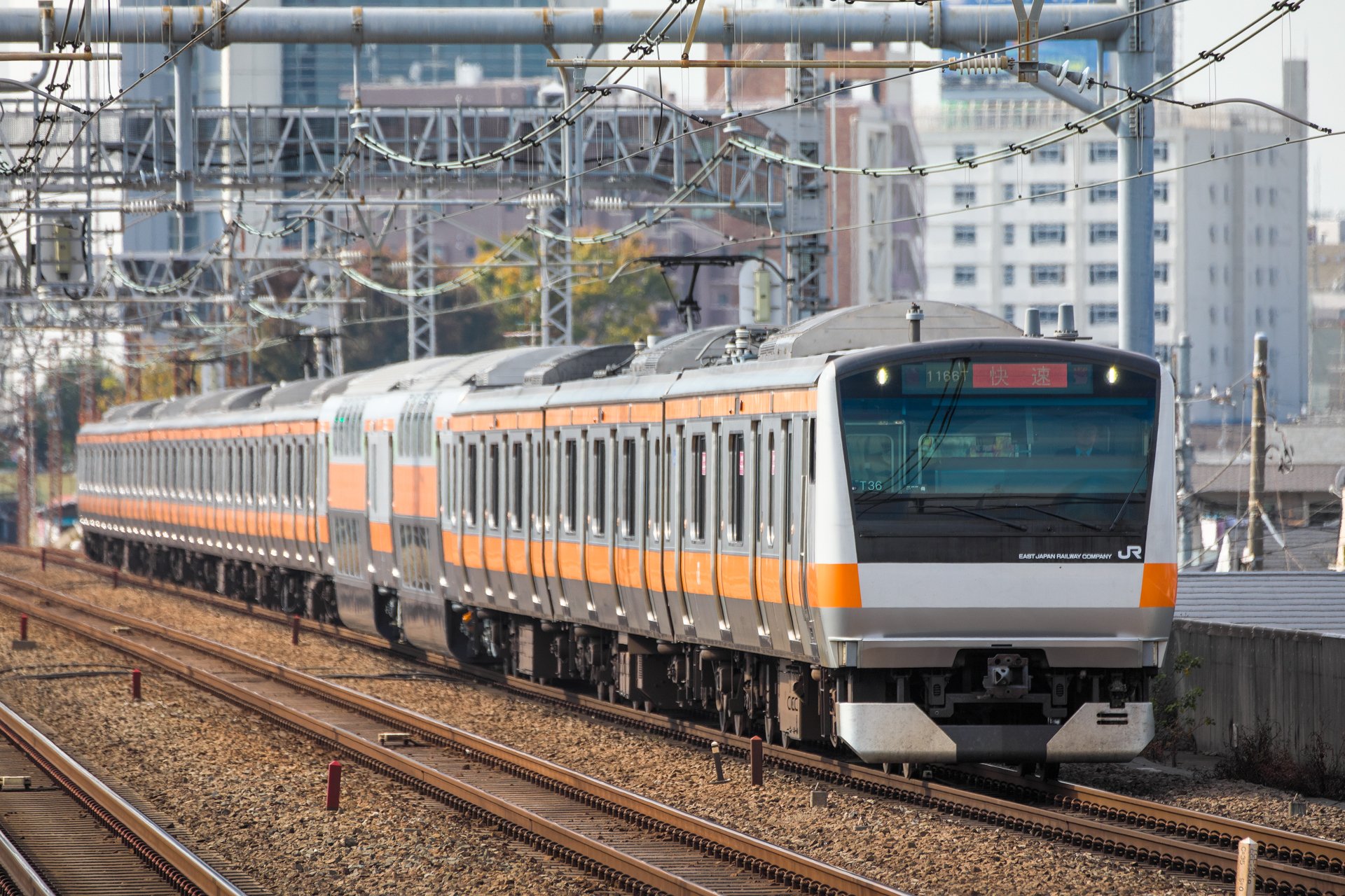 JR東日本 E233系電車(中央線快速電車)グリーン車付き12両 JR東日本 E233系電車(中央線快速電車)グリーン車付き12両