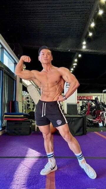 奇跡の59歳ビキニアスリート❕｜マイク宮本