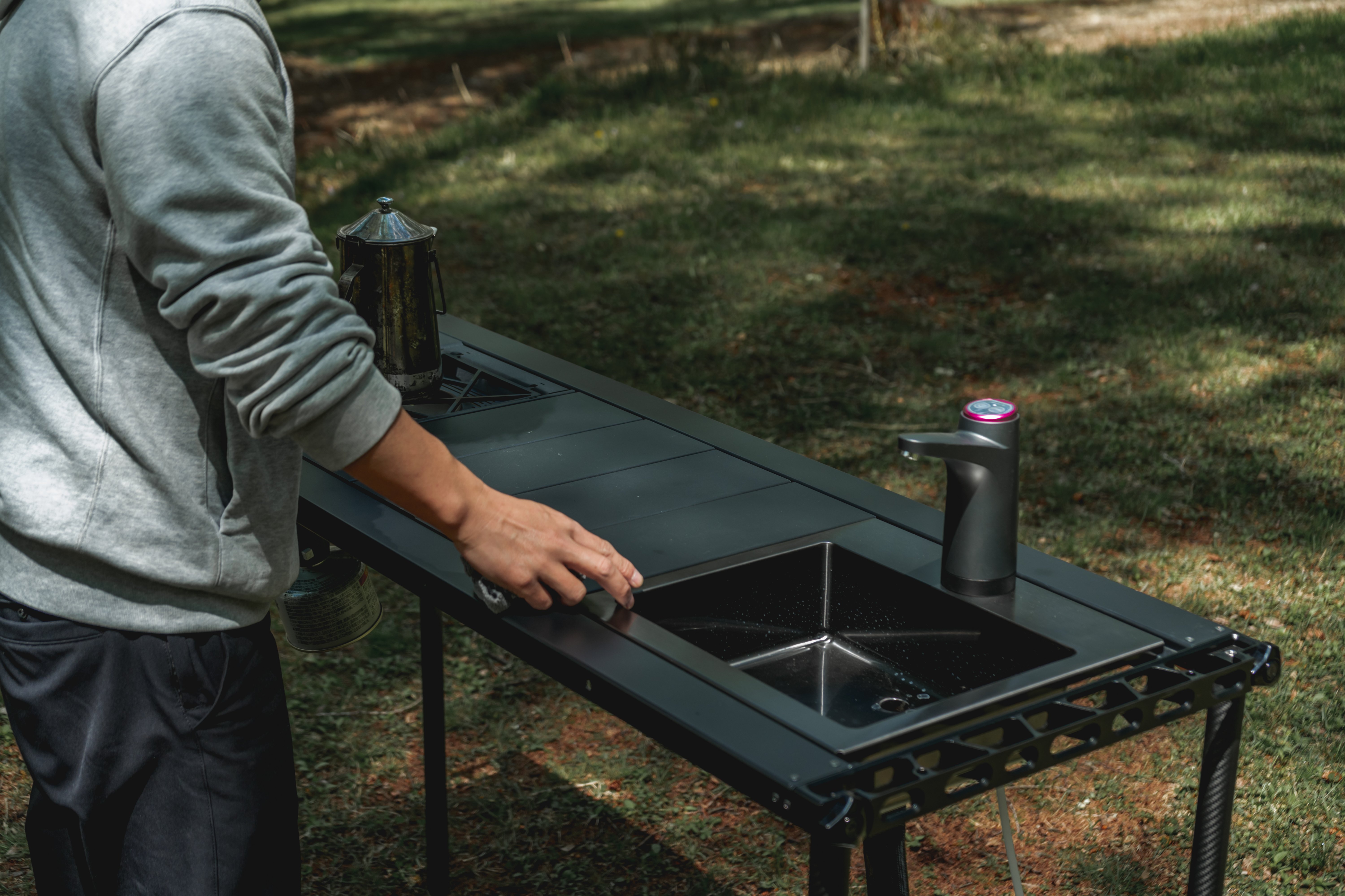 新商品】フレームテーブルロング販売開始しました！｜【公式