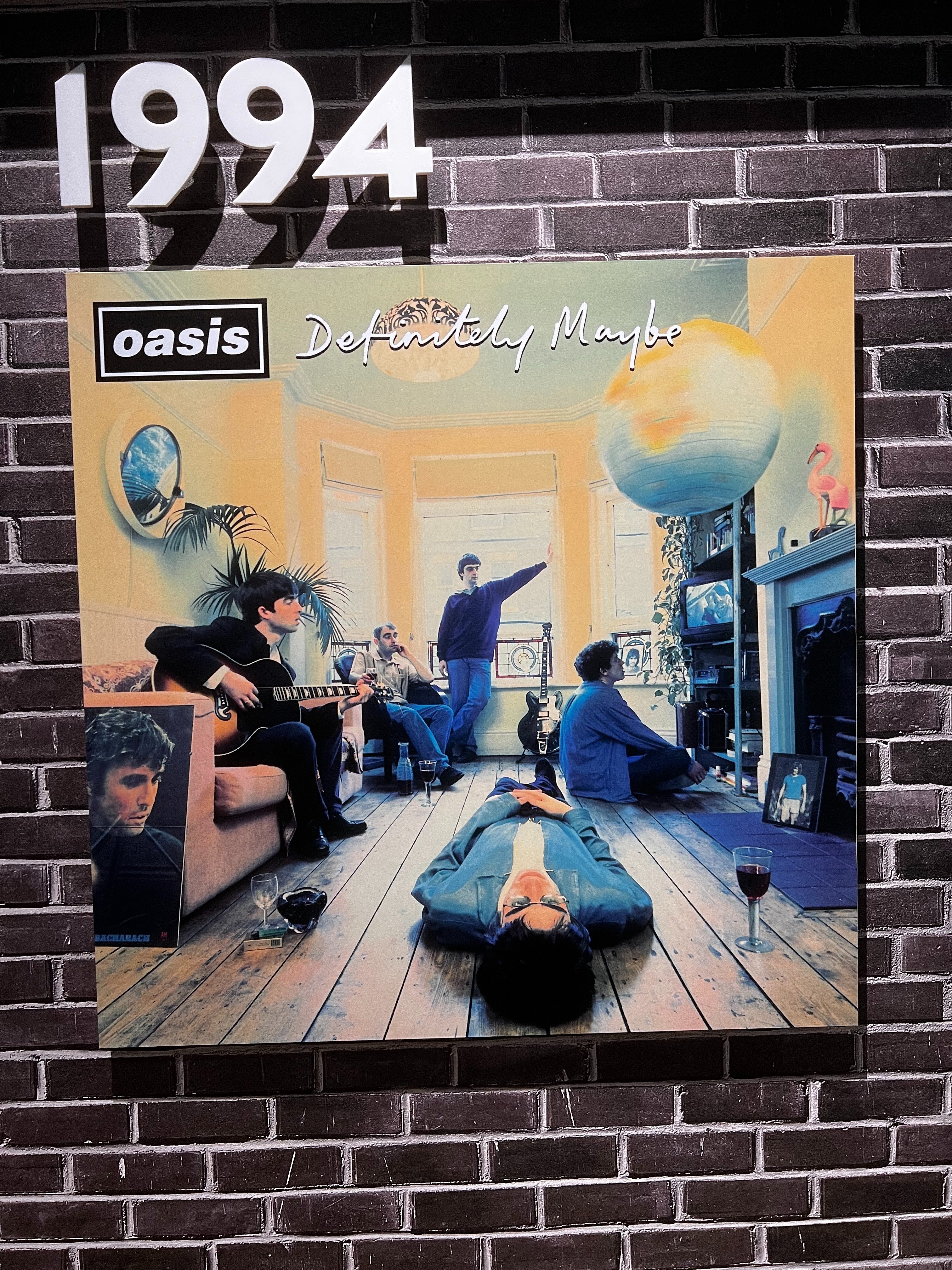 重いページ)リヴ・フォーエヴァー: Oasis 30周年特別展に行っ