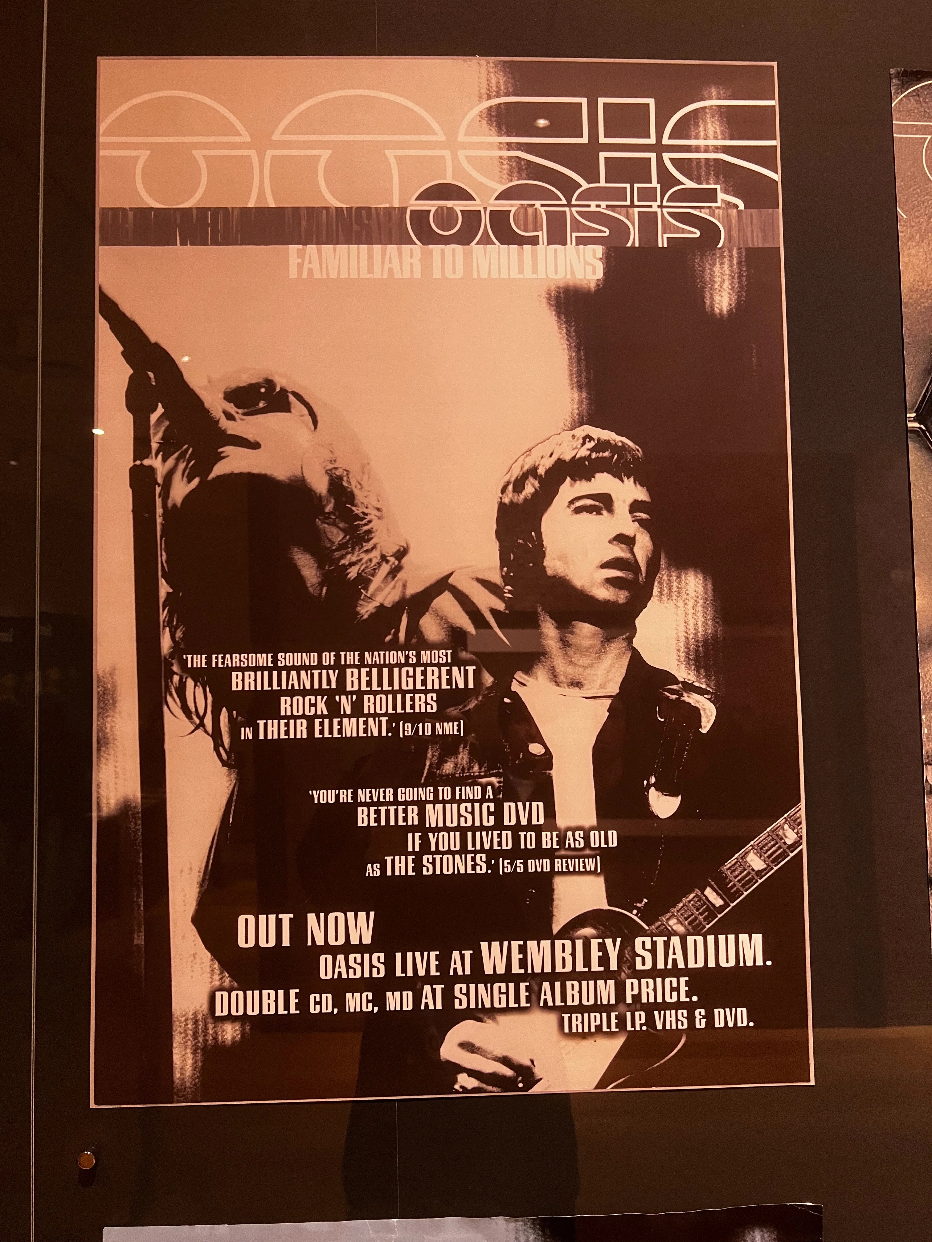 重いページ)リヴ・フォーエヴァー: Oasis 30周年特別展に行ってきて