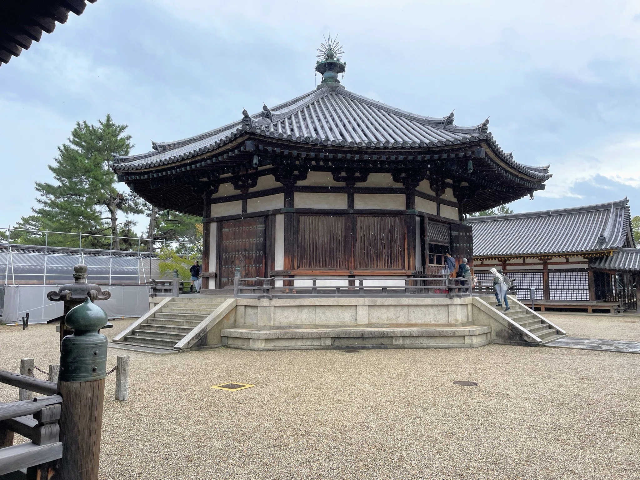 法隆寺を彩る動物たち ／法隆寺大宝蔵殿｜美術館とお寺と猫