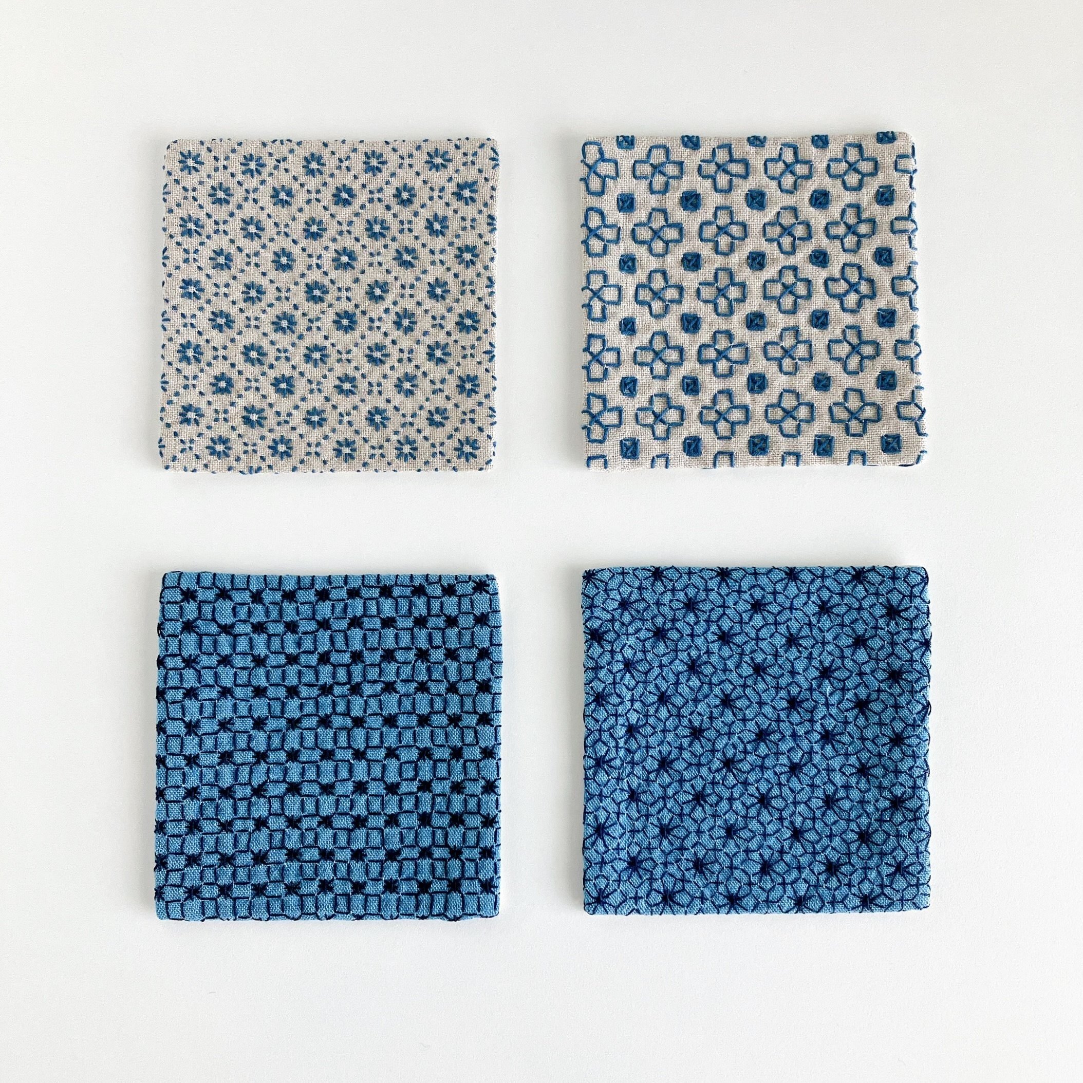 方眼線と刺し子コースター｜sashikonami