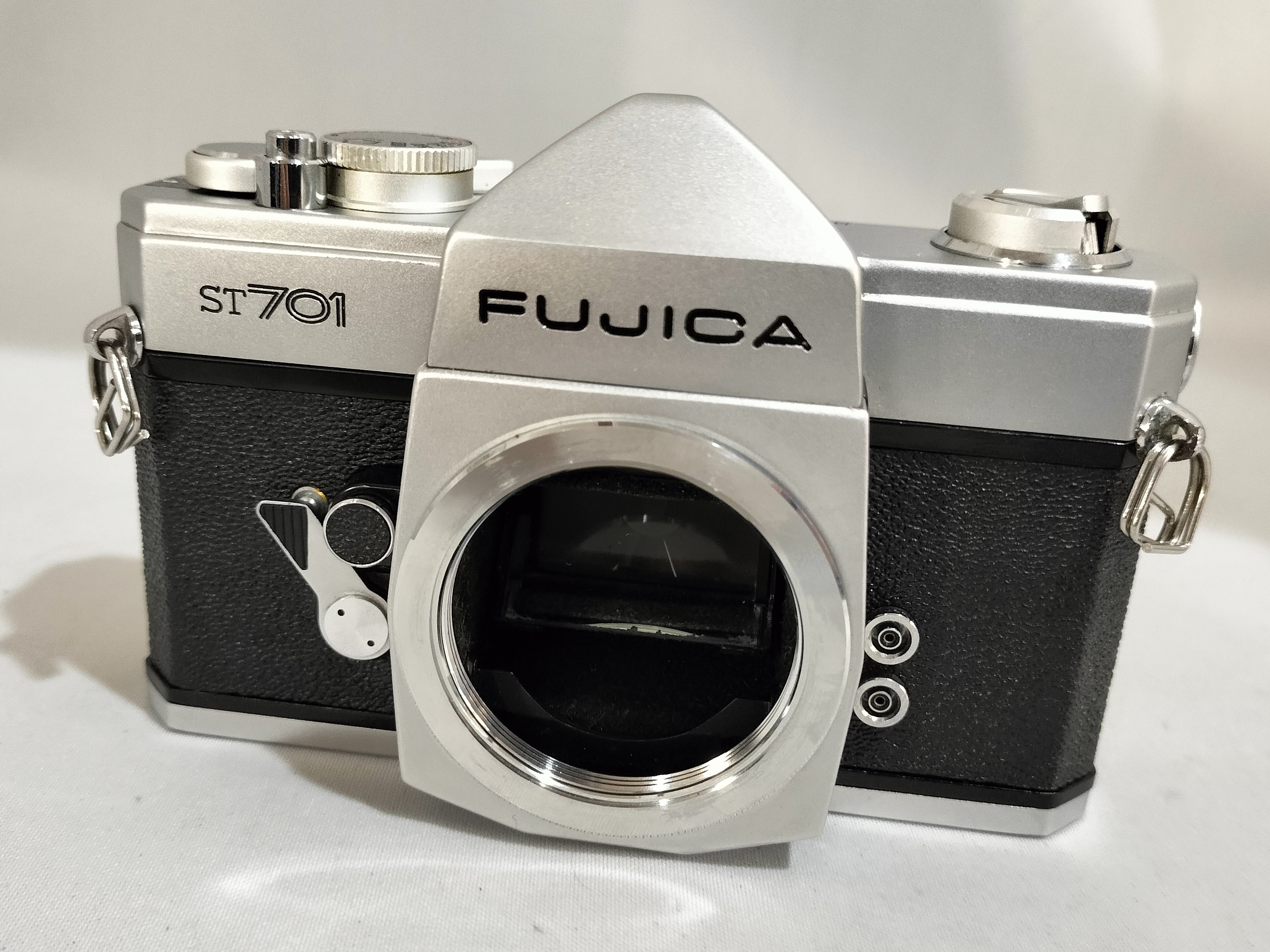 FUJICA ST801の分解|フィルムカメラ修理のアクアカメラ FUJICA ST801の分解|フィルムカメラ修理のアクアカメラ