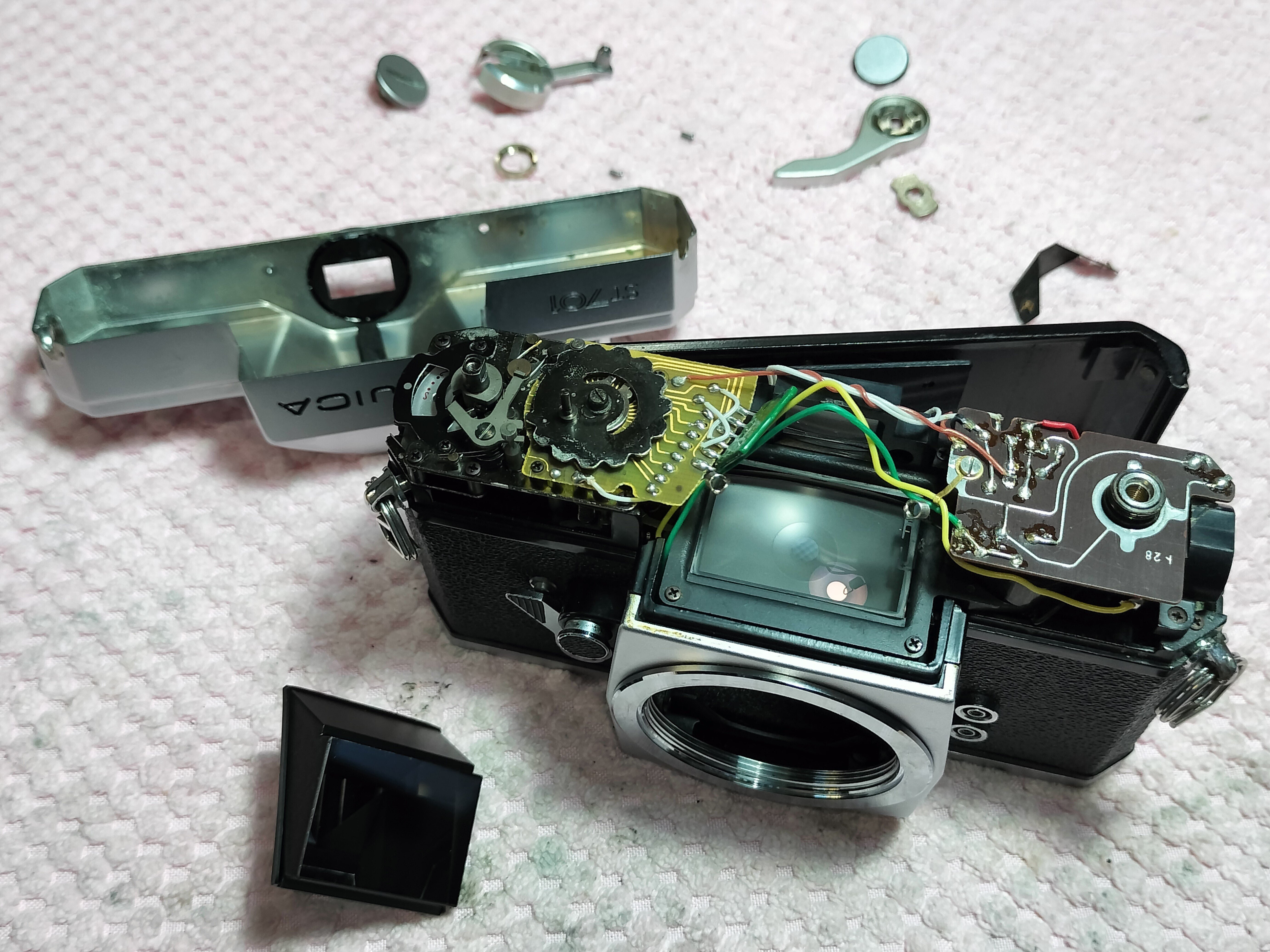 FUJICA ST801の分解|フィルムカメラ修理のアクアカメラ FUJICA ST801の分解|フィルムカメラ修理のアクアカメラ