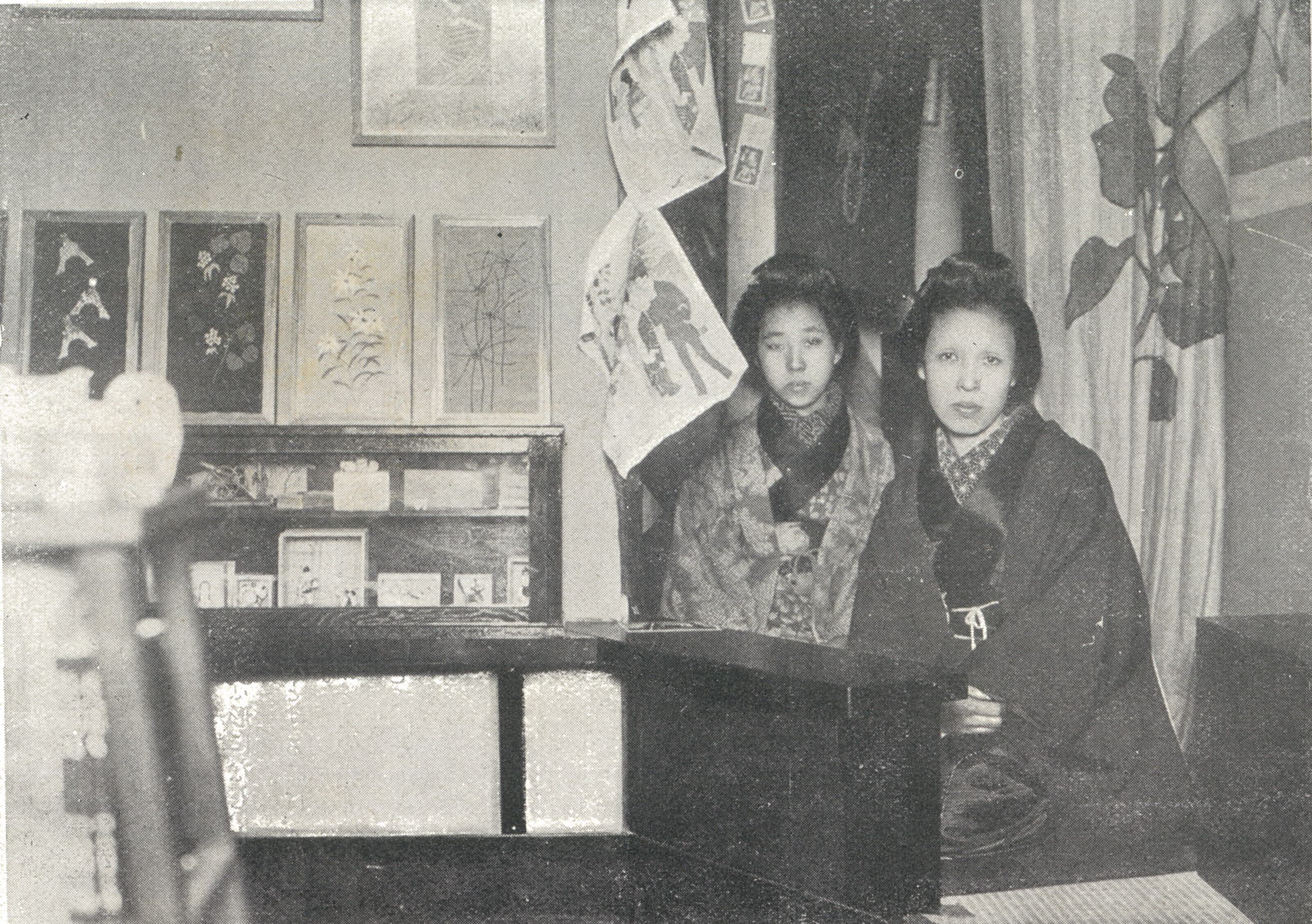 大正ロマンの象徴・竹久夢二が描く華奢で優美なシルエットの美人