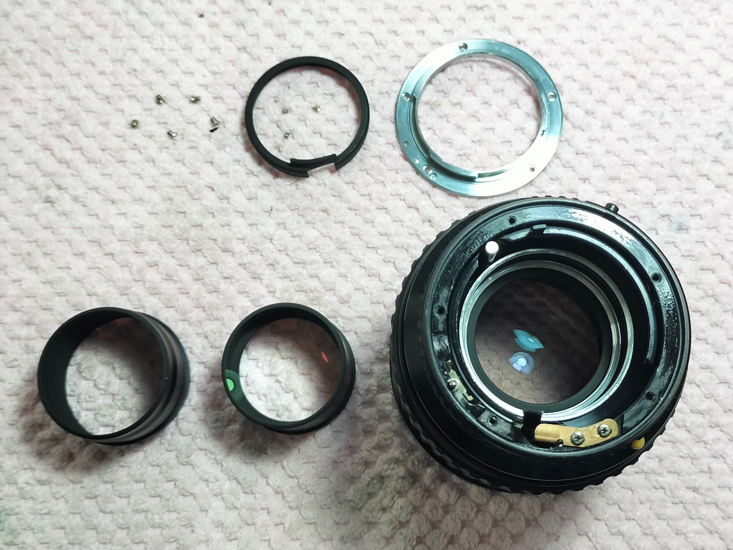 Pentax SMC PENTAX-A☆135mm F/1.8の分解|フィルムカメラ修理の Pentax SMC PENTAX-A☆135mm F/1.8の分解|フィルムカメラ修理の