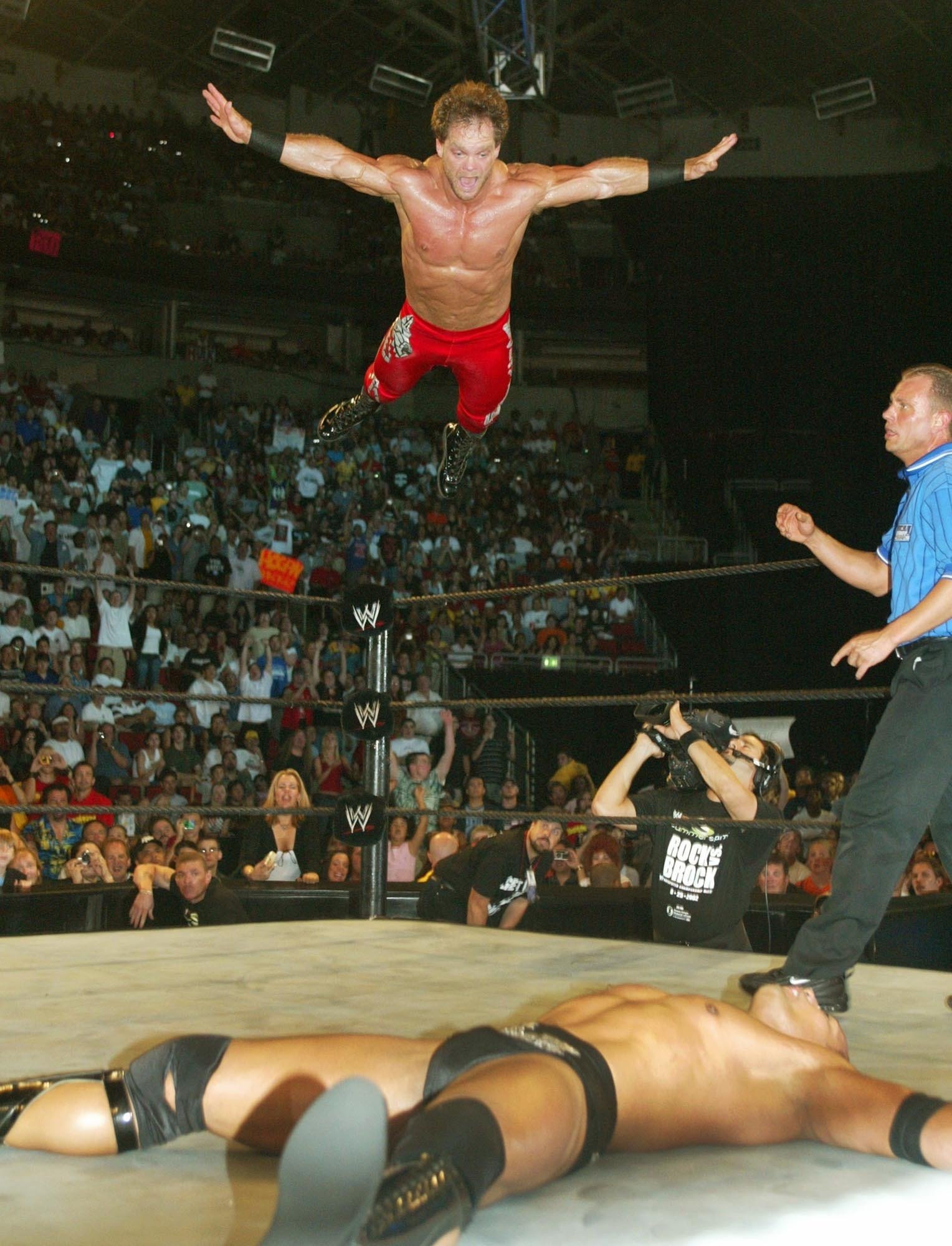 WWE 新日本プロレス クリス・ベノワ 13体、ベルト付きセット WWE 新