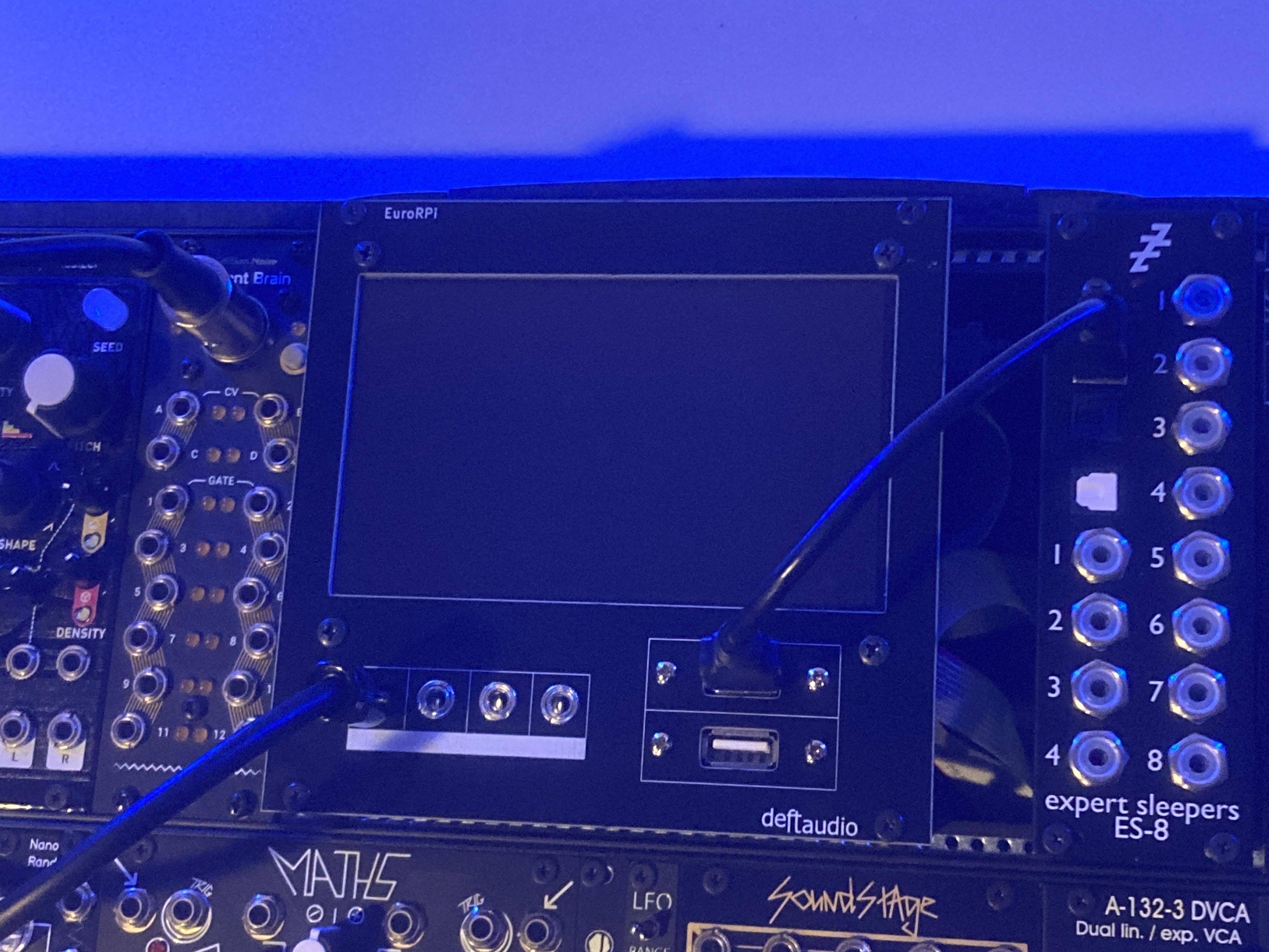 ライブコーディングをする、ユーロラック上で（物理）｜HirokiMatsui