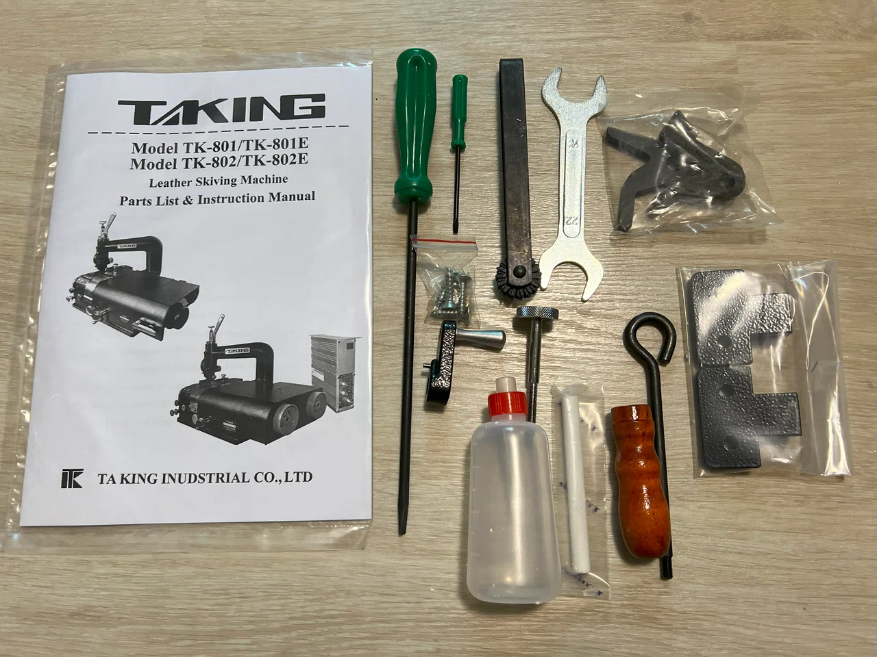 TAKING（タキング）の革漉き機（TK-802）買っちゃった（5）設置編-1｜rukas
