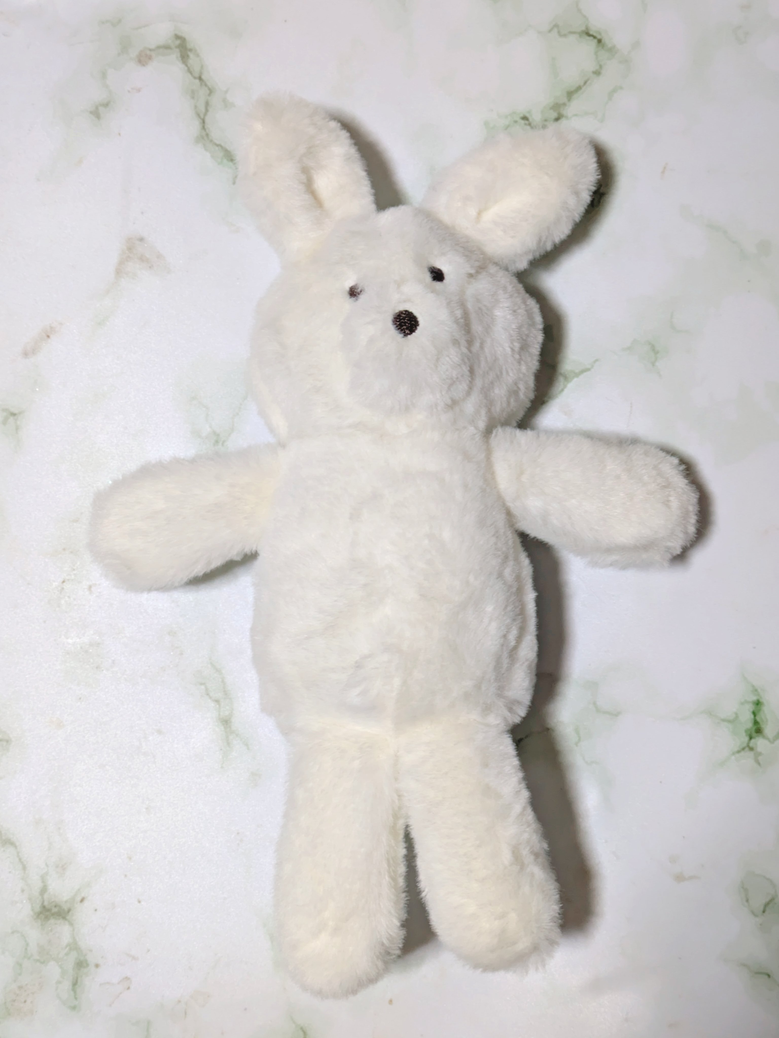 3COINSで買ったうさぎのぬいぐるみが可愛すぎる話｜はらぺこ酒蒸し