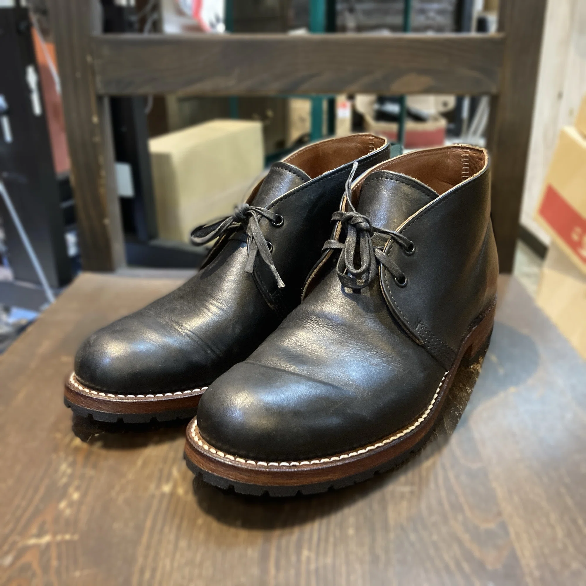 Resole/ハーフソール交換】Red Wing#9024 Beckman Chukka｜CREA Repair 