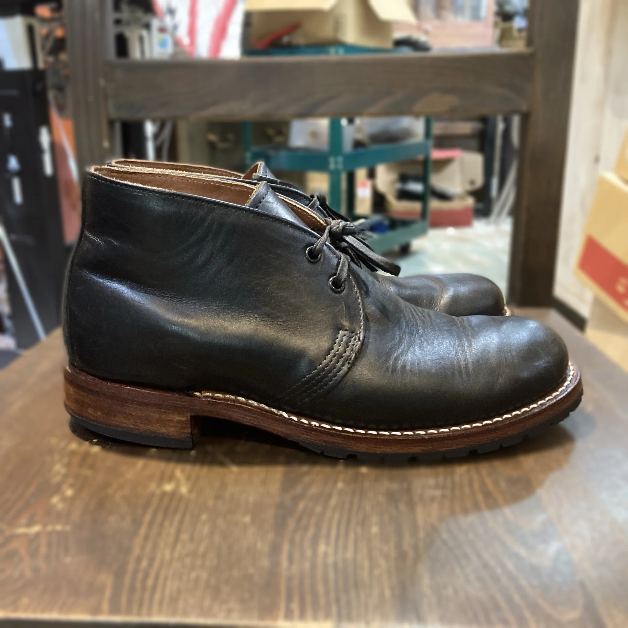 Resole/ハーフソール交換】Red Wing#9024 Beckman Chukka｜CREA Repair