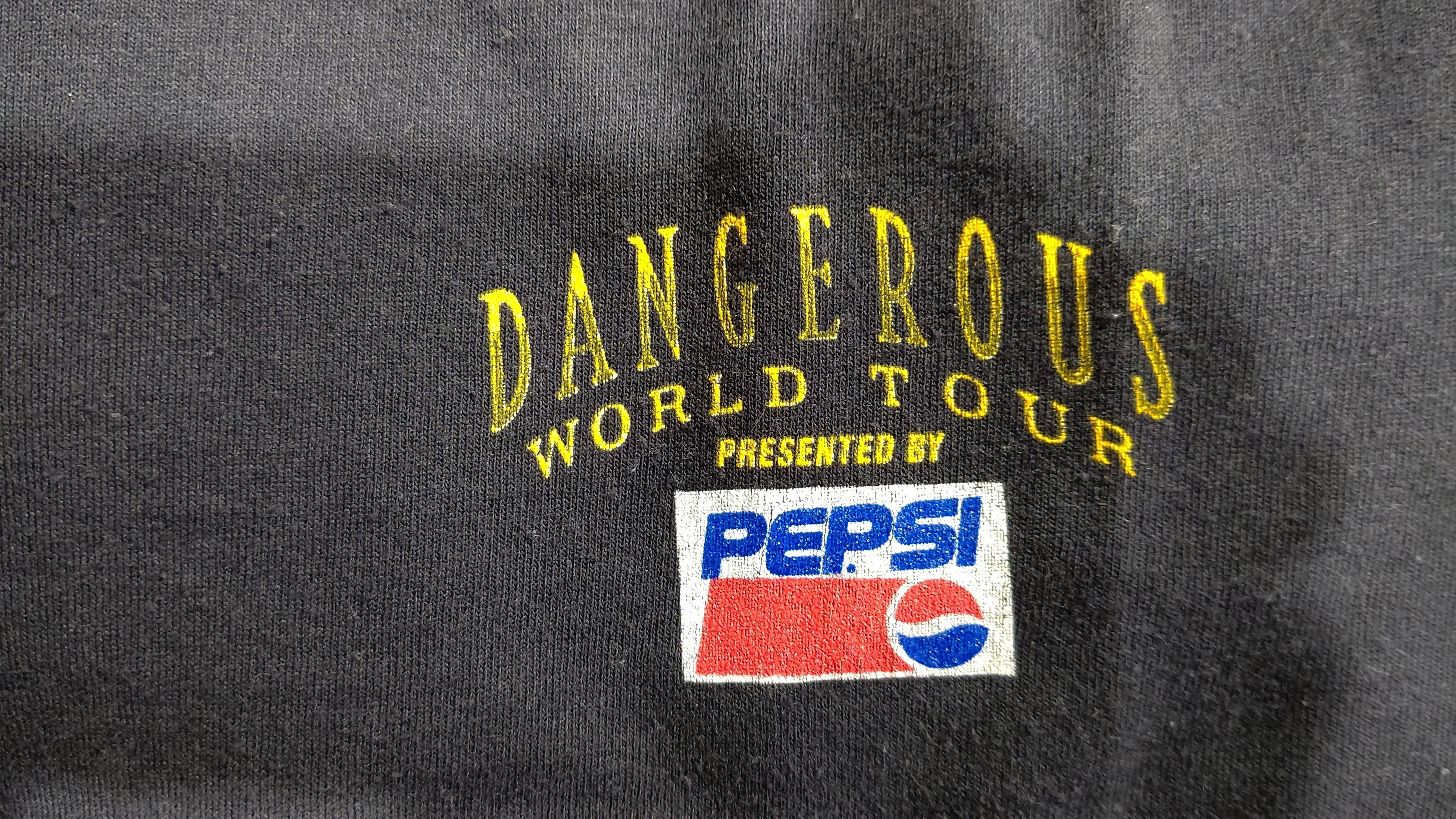 マイケルジャクソン🕶のDANGEROUSツアーTシャツをレスキュー マイケルジャクソン🕶のDANGEROUSツアーTシャツをレスキュー