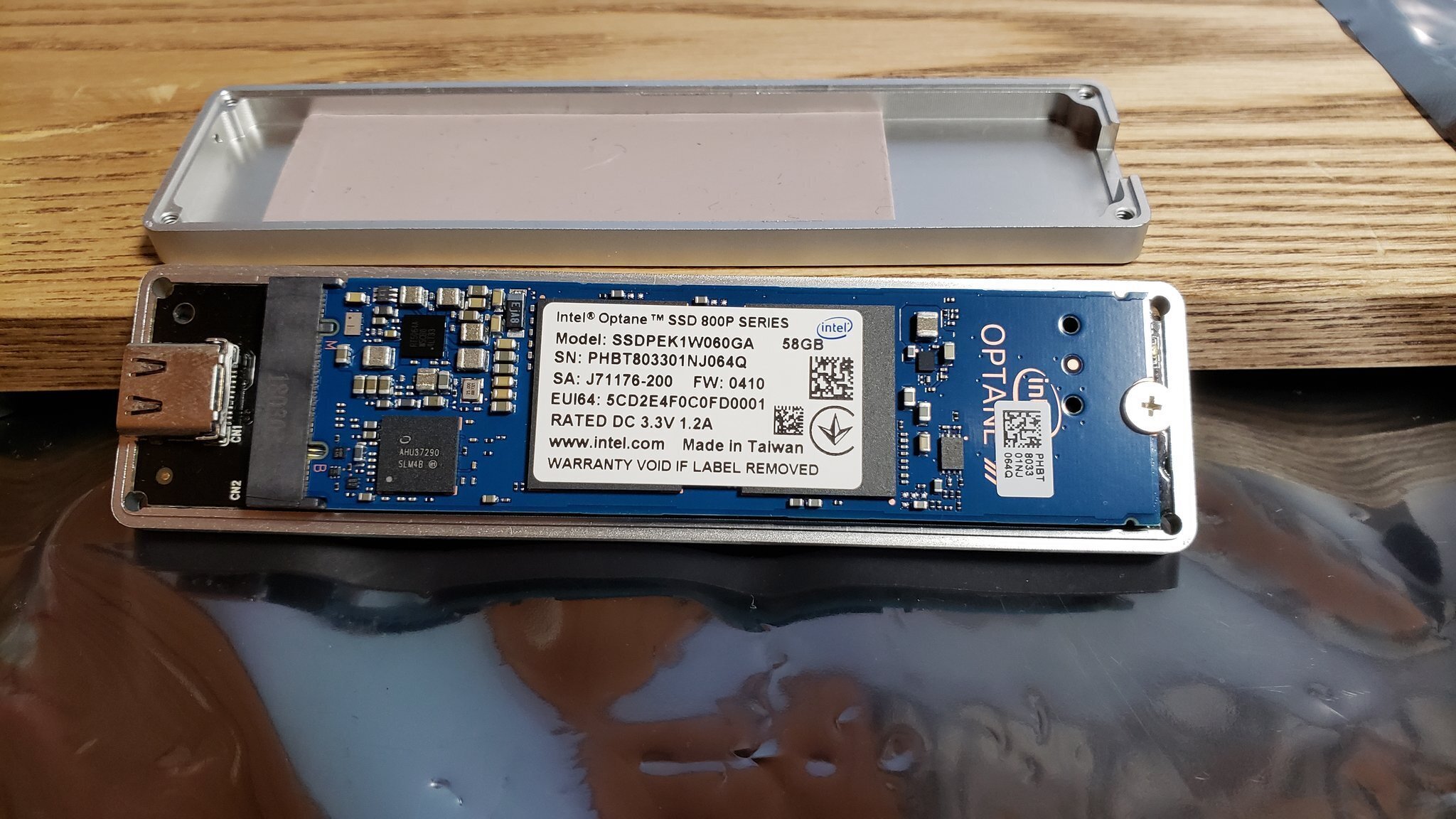 内蔵型SSD Intel Optane SSD DC P5801X ES Intel® Optane™ SSD DC P5800X Series 1.6TB 2.5in PCIe x4 3D