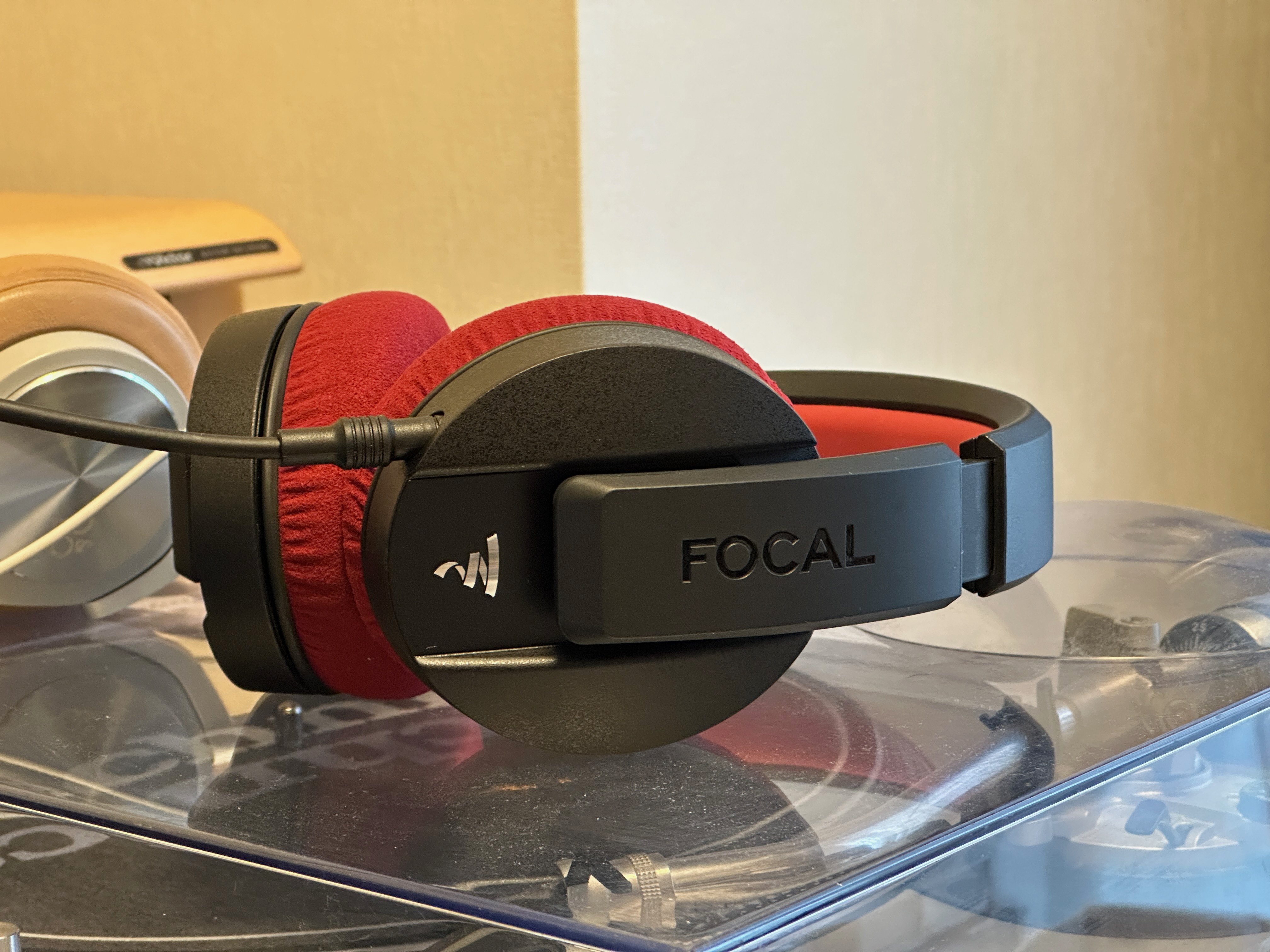 FOCAL THEVA N°1｜窪田博之