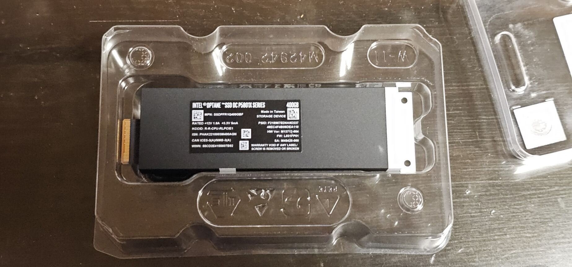 世界最高級SSD ☆ Intel Optane SSD DC P5801X Intel® Optane™ SSD DC P5801X Series 800GB EDSFF-S 15mm PCIe