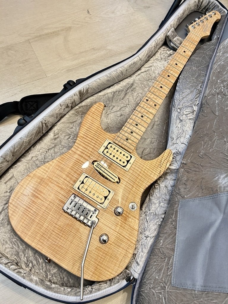 新機種Nova（ノーヴァ）開発ストーリー｜渡辺 祐/ Flur Guitars