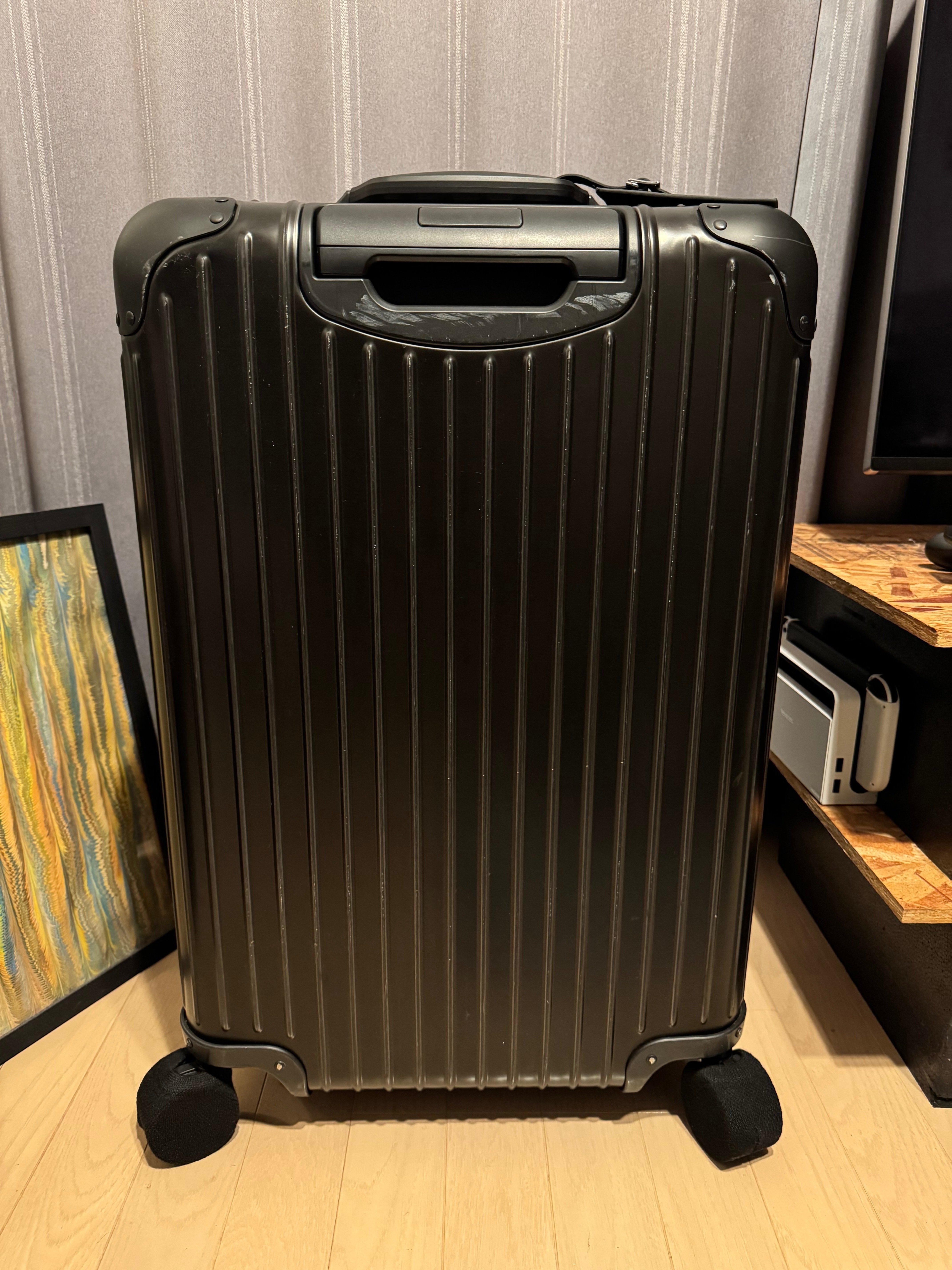 RIMOWA ORIGINAL ブラックのエイジング|YUKI RIMOWA ORIGINAL ブラックのエイジング|YUKI