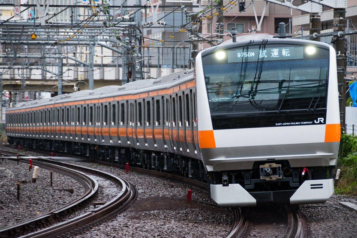 J‐TREC出場】【JR東日本】 E233系0番台グリーン車（サロE233‐57＋サロ 