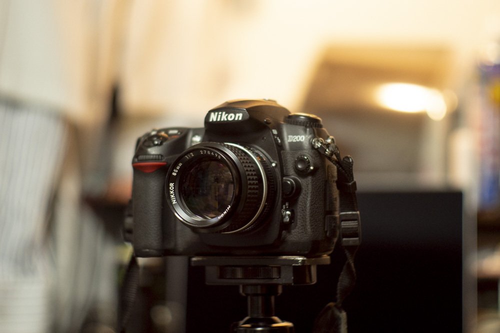 美品【Nikon D200】デジタル一眼レフカメラレンズ・バッグ付 美品【Nikon D200】デジタル一眼レフカメラレンズ・バッグ付
