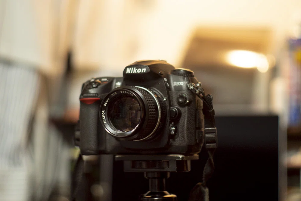美品【Nikon D200】デジタル一眼レフカメラレンズ・バッグ付(動作確認 