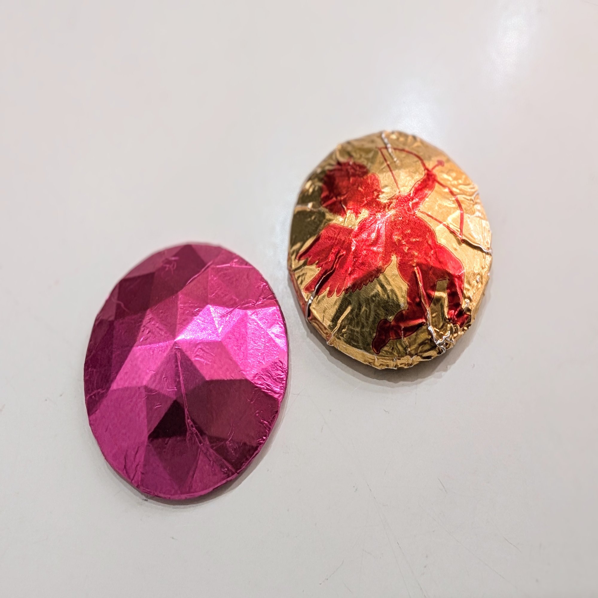 お菓子の包み紙を使って、アクセサリーづくりをしてみる｜餡詩織（そらのまど）