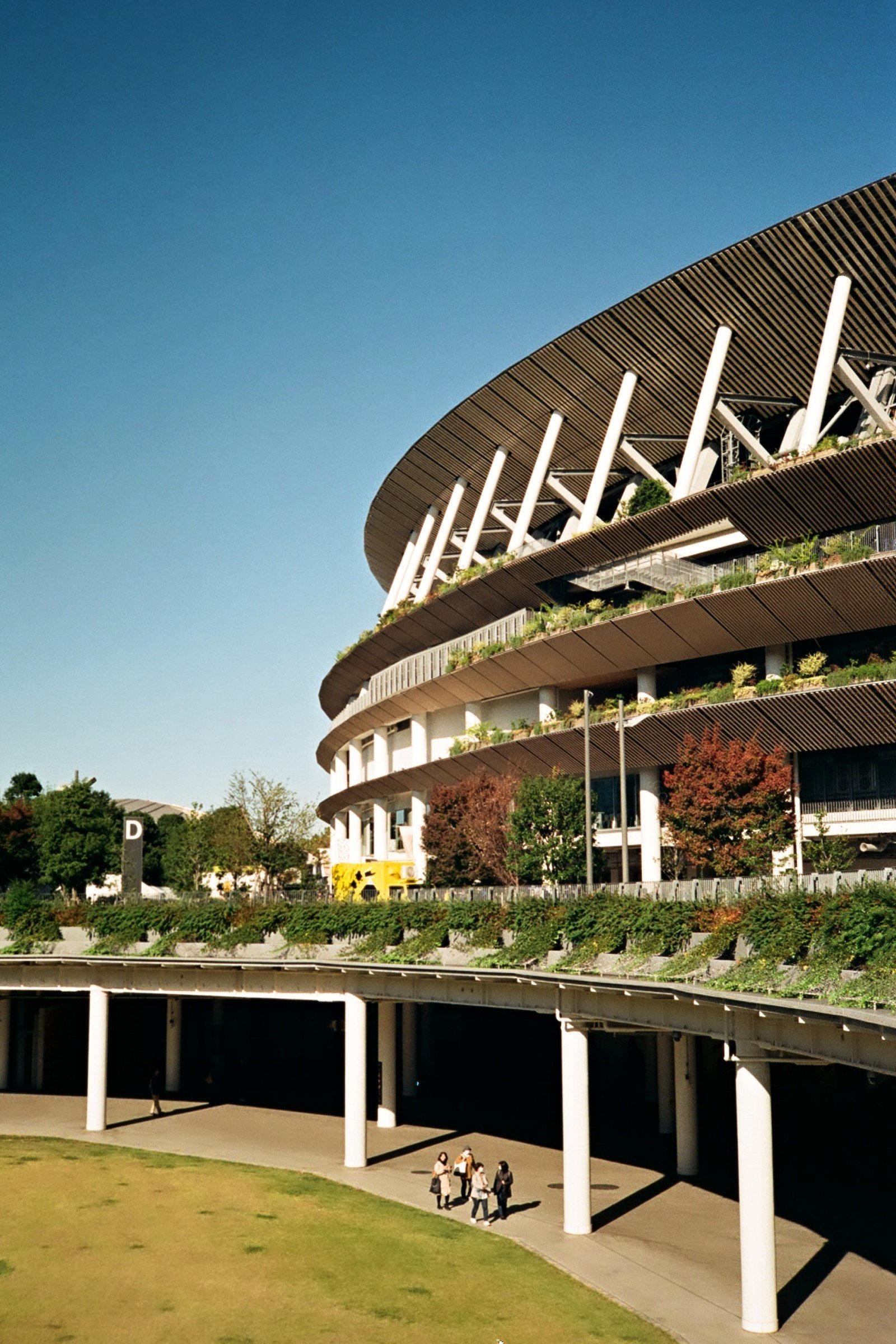 16．写りにビックリ Konica C35 Flashmaticで街スナップ＜カメラ＞｜神成