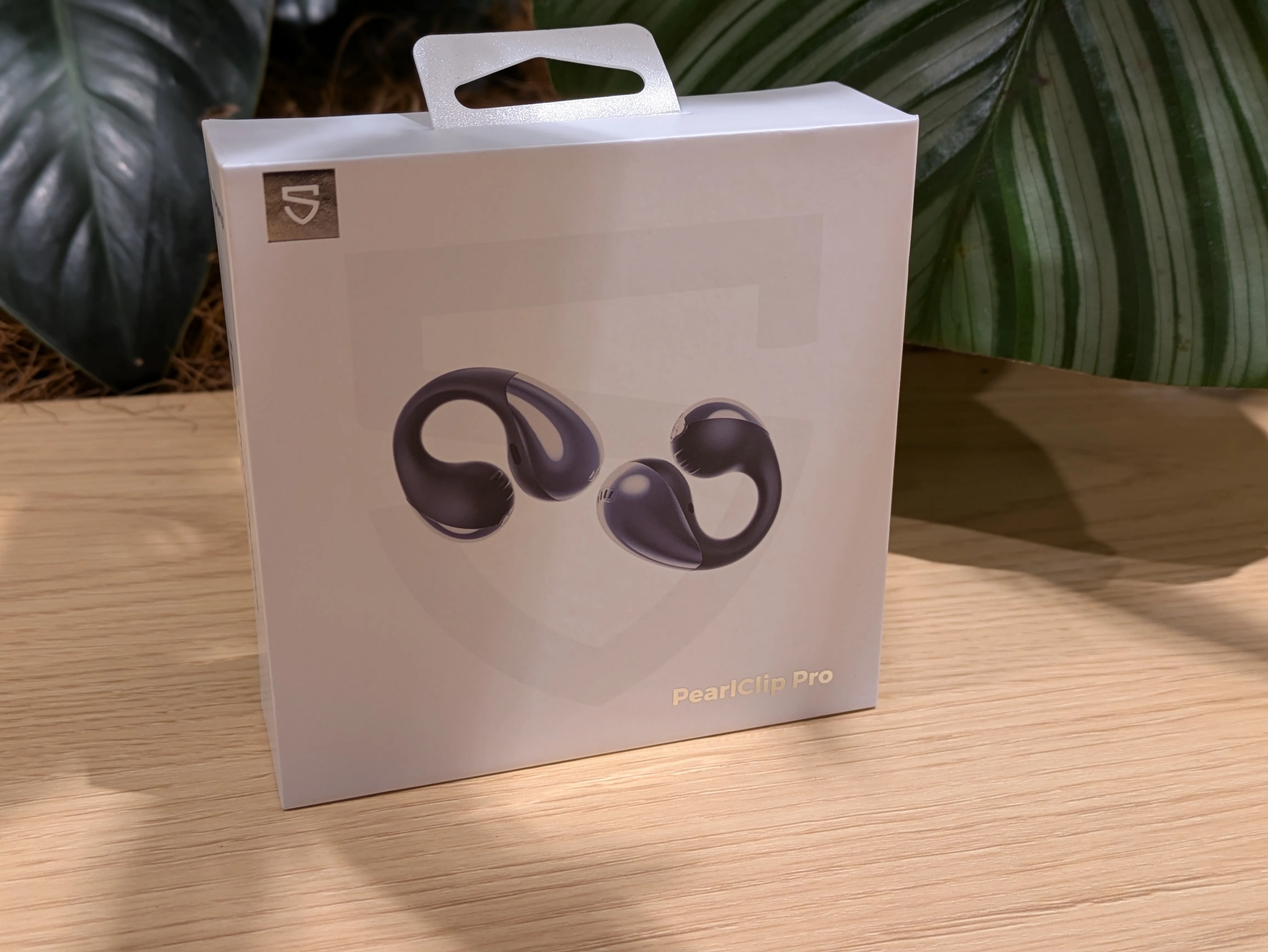 初めてのイヤーカフ型イヤホンに大興奮！｜SOUNDPEATS CC イヤーカフ