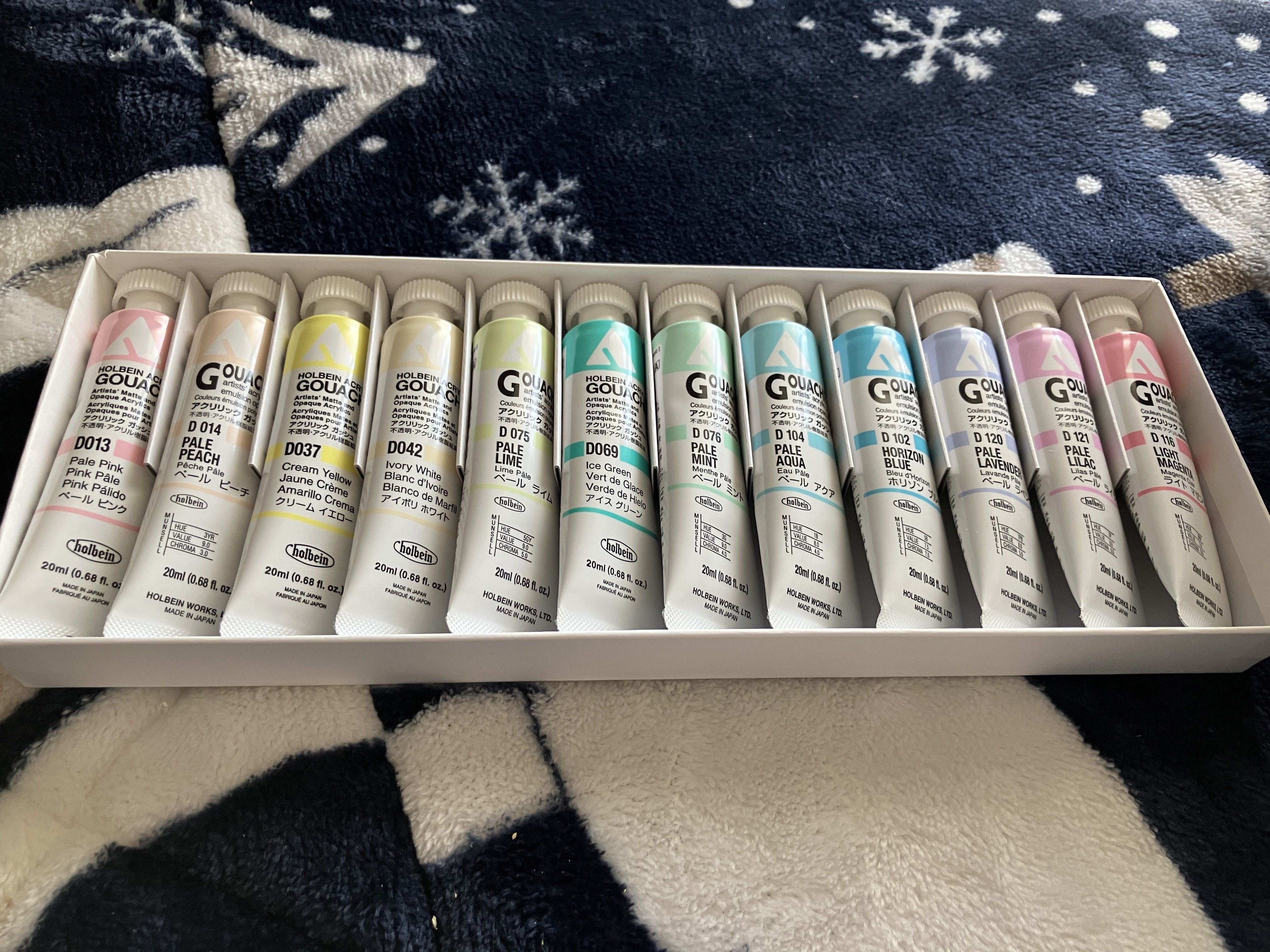 アクリルガッシュ まとめ売り 約80本