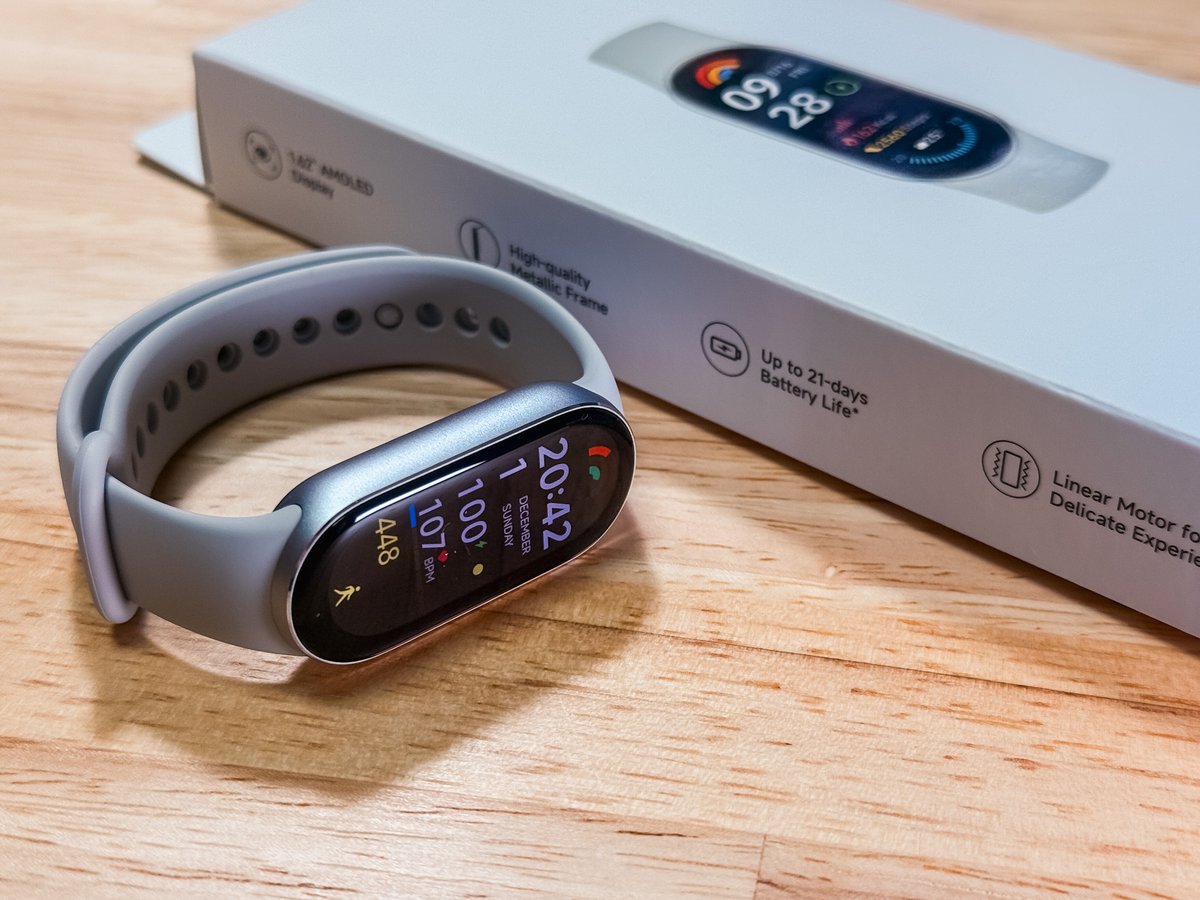 Xiaomi Smart Band Pro シルバー スマートウォッチ