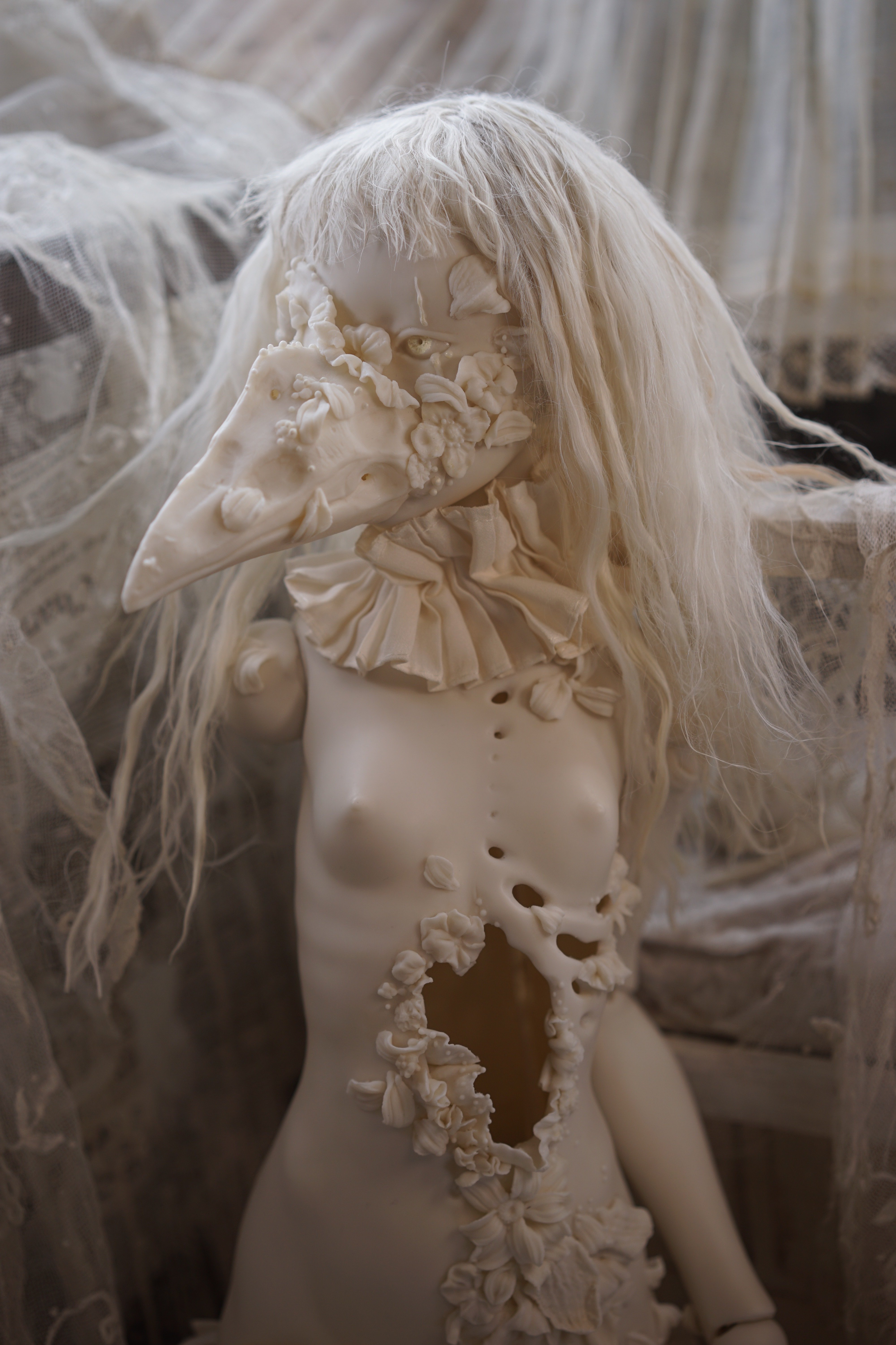 中川多理展「老天使の肋骨 The Costa of the Ancient Angel」⑥骨の葩